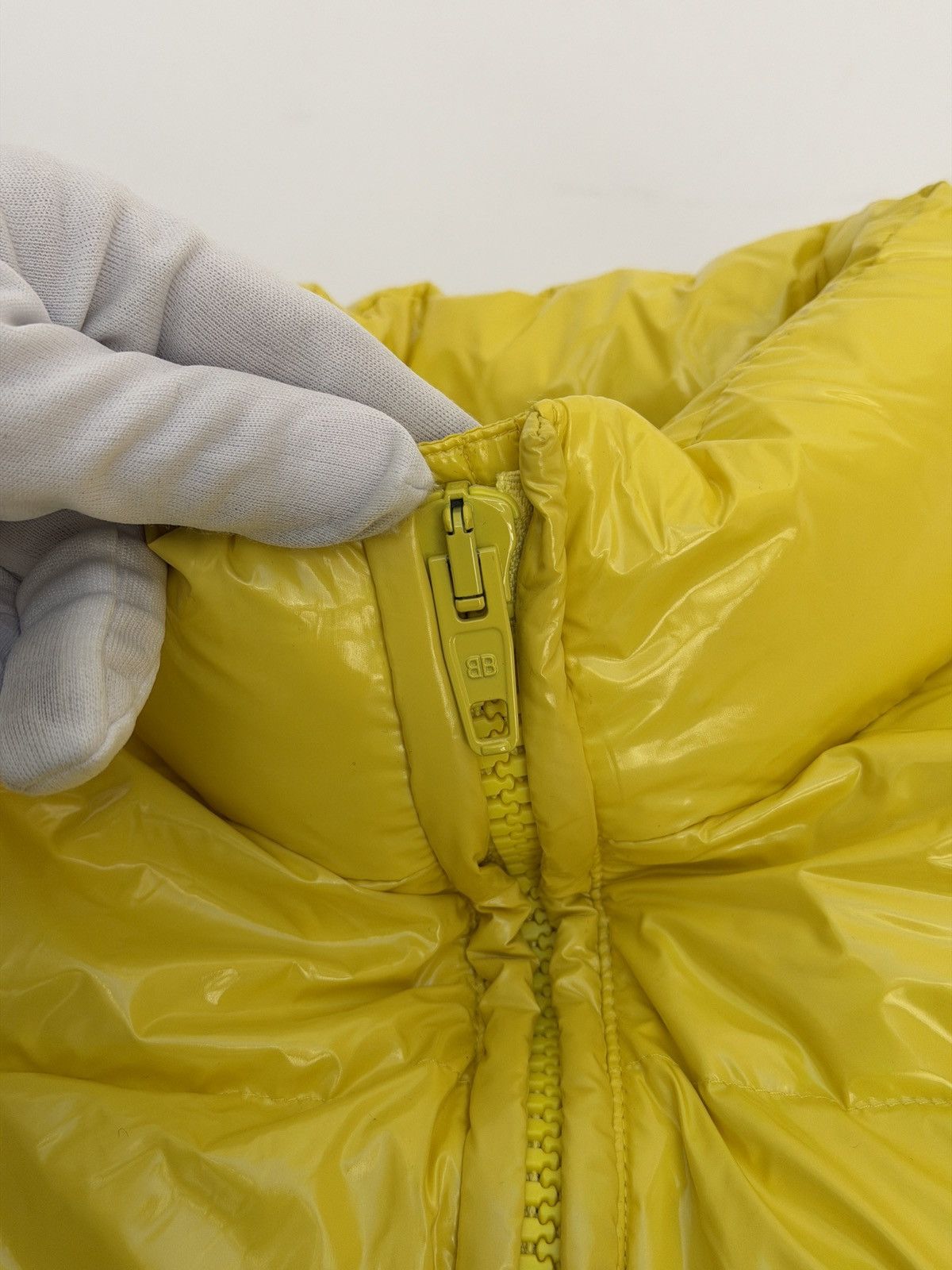 Balenciaga Balenciaga Shrunk Puffer Jacket Yellow Size US L / EU 52-54 / 3 - 6 Thumbnail