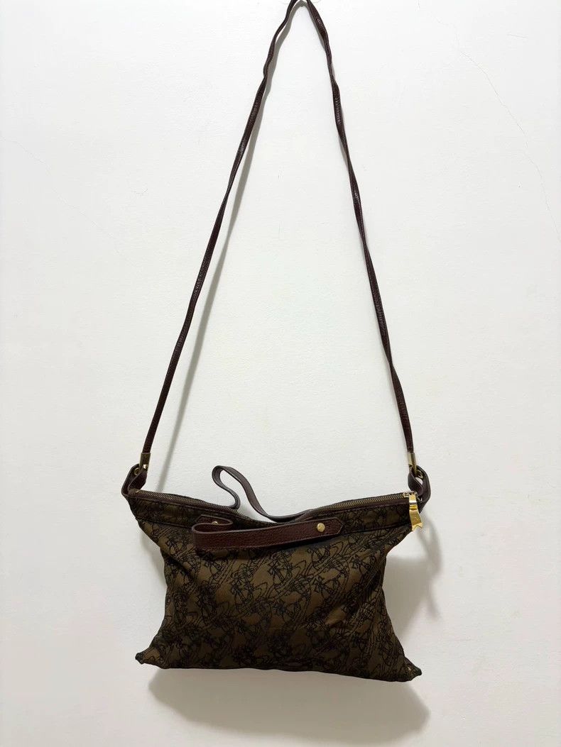 Vivienne Westwood Vivienne Westwood size os Mid-century gold Saturn full logo Size ONE SIZE - 4 Thumbnail