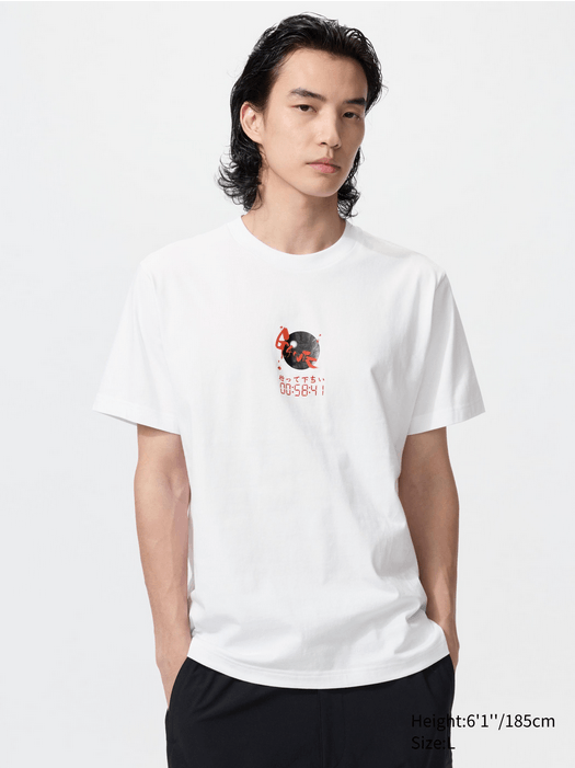 Uniqlo Uniqlo X GANTZ MANGA 100th T-Shirt TEE Size US XL / EU 56 / 4 - 3 Thumbnail