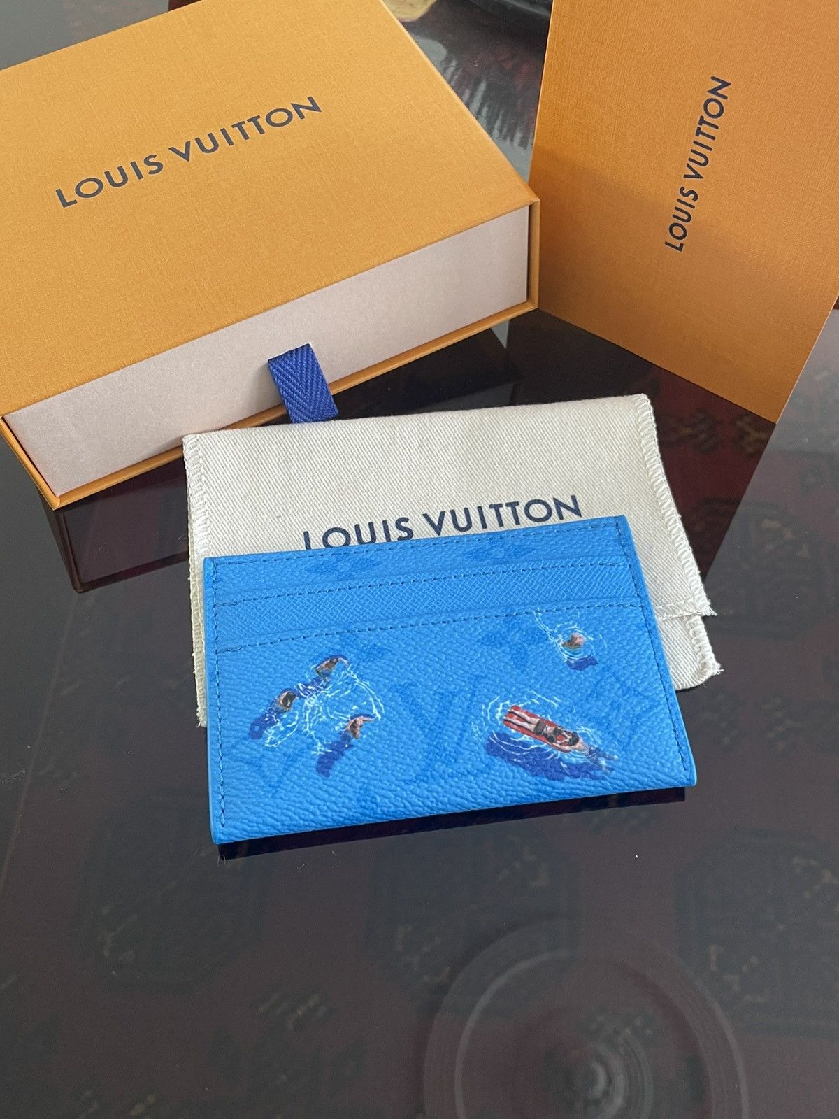 Louis Vuitton Louis Vuitton Size ONE SIZE - 1 Thumbnail