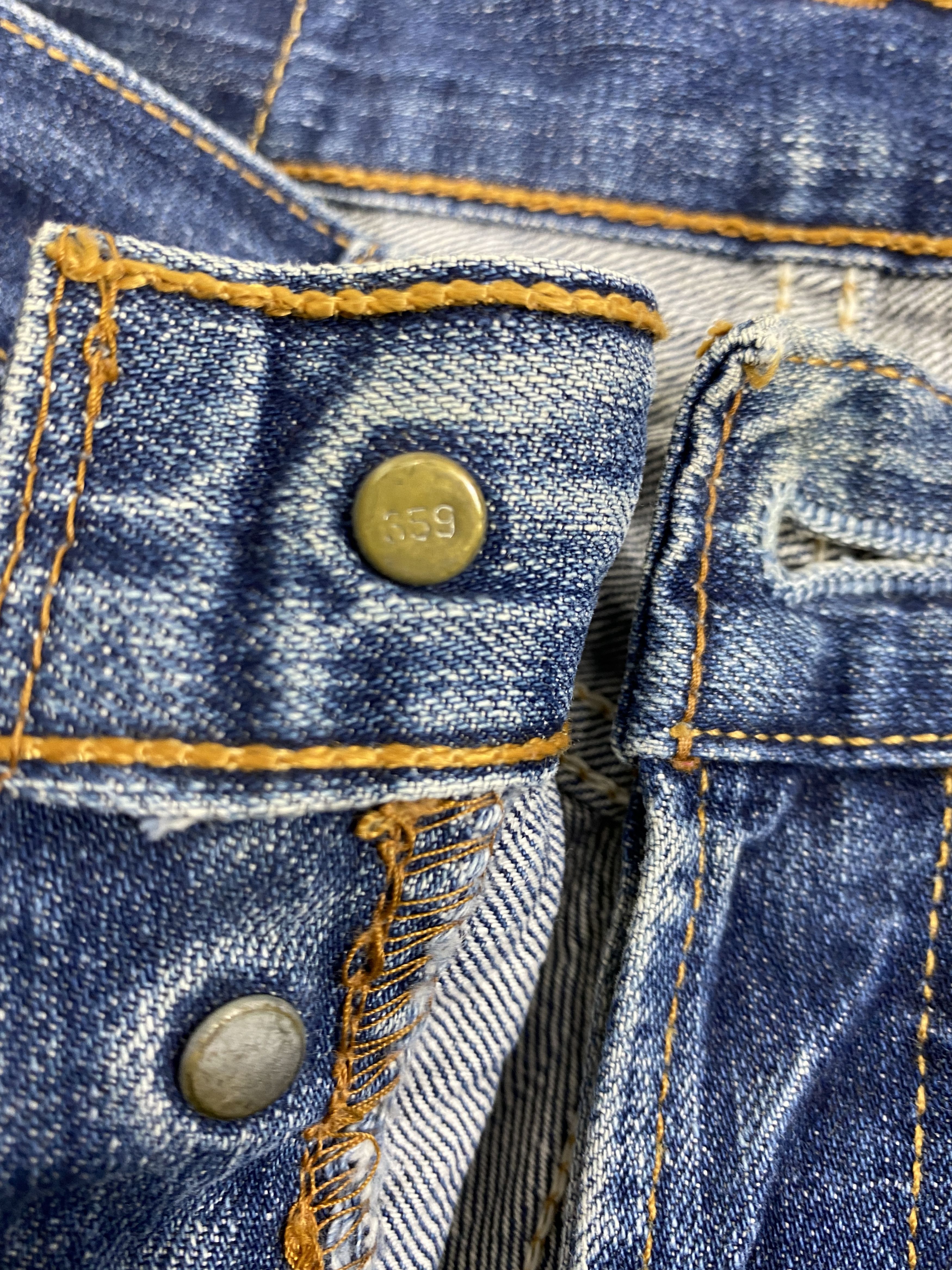 Levi's Vintage Levi's 501 Faded Blue Jeans 30x30 Denim- JN3783 Size US 30 / EU 46 - 7 Thumbnail