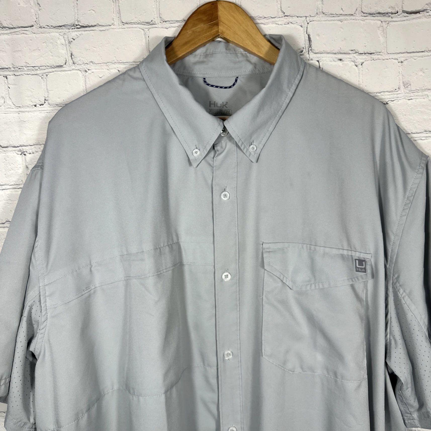Vintage Huk Tide Point Shirt Men's 3XL Button-Up Short Sleeve Gray Polyester Breathing Pockets Embroidered Logo Vented Performance Guide Size US XXL / EU 58 / 5 - 3 Thumbnail