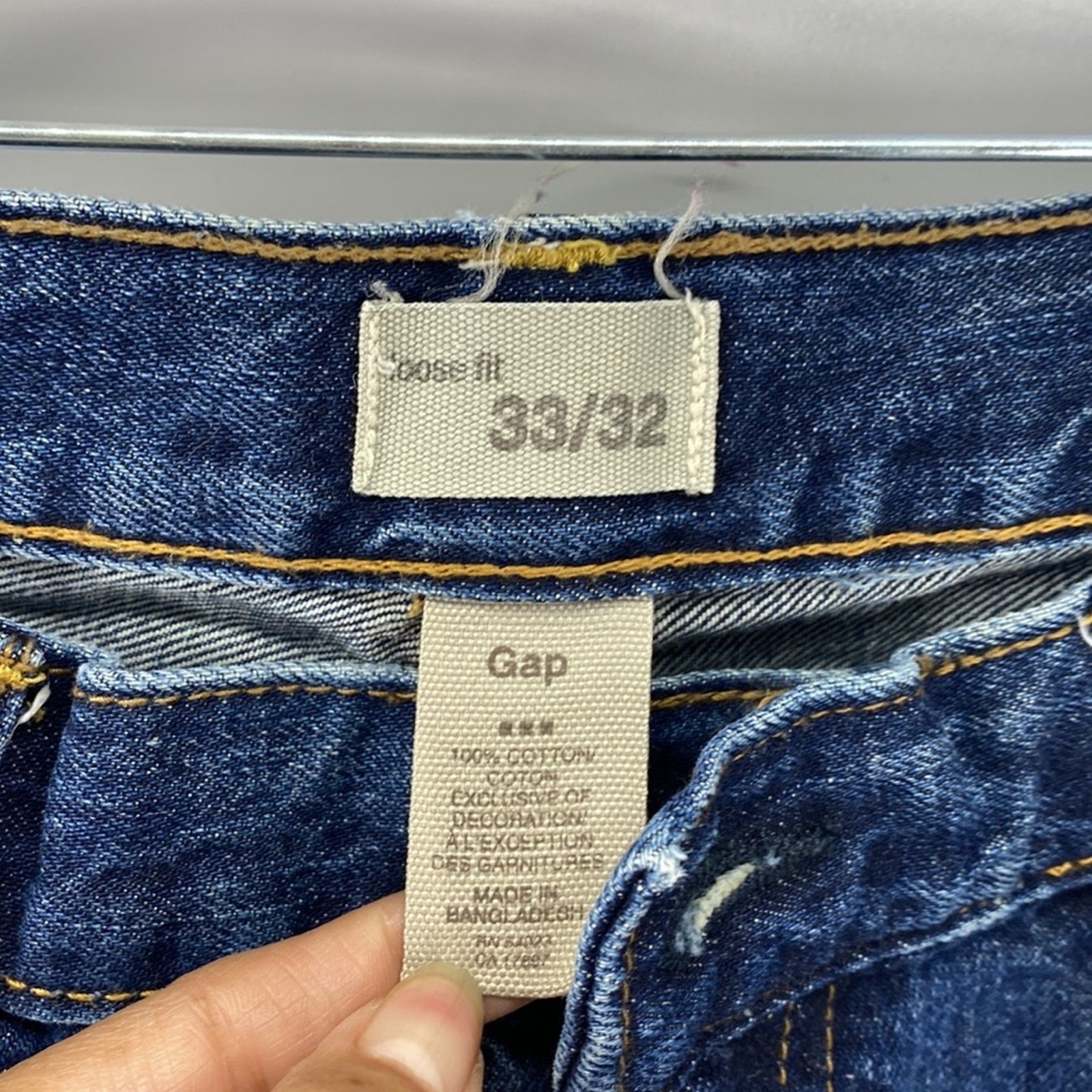 Gap Gap loose fit 33x32 casual basic office everyday date jeans Size US 33 - 3 Thumbnail