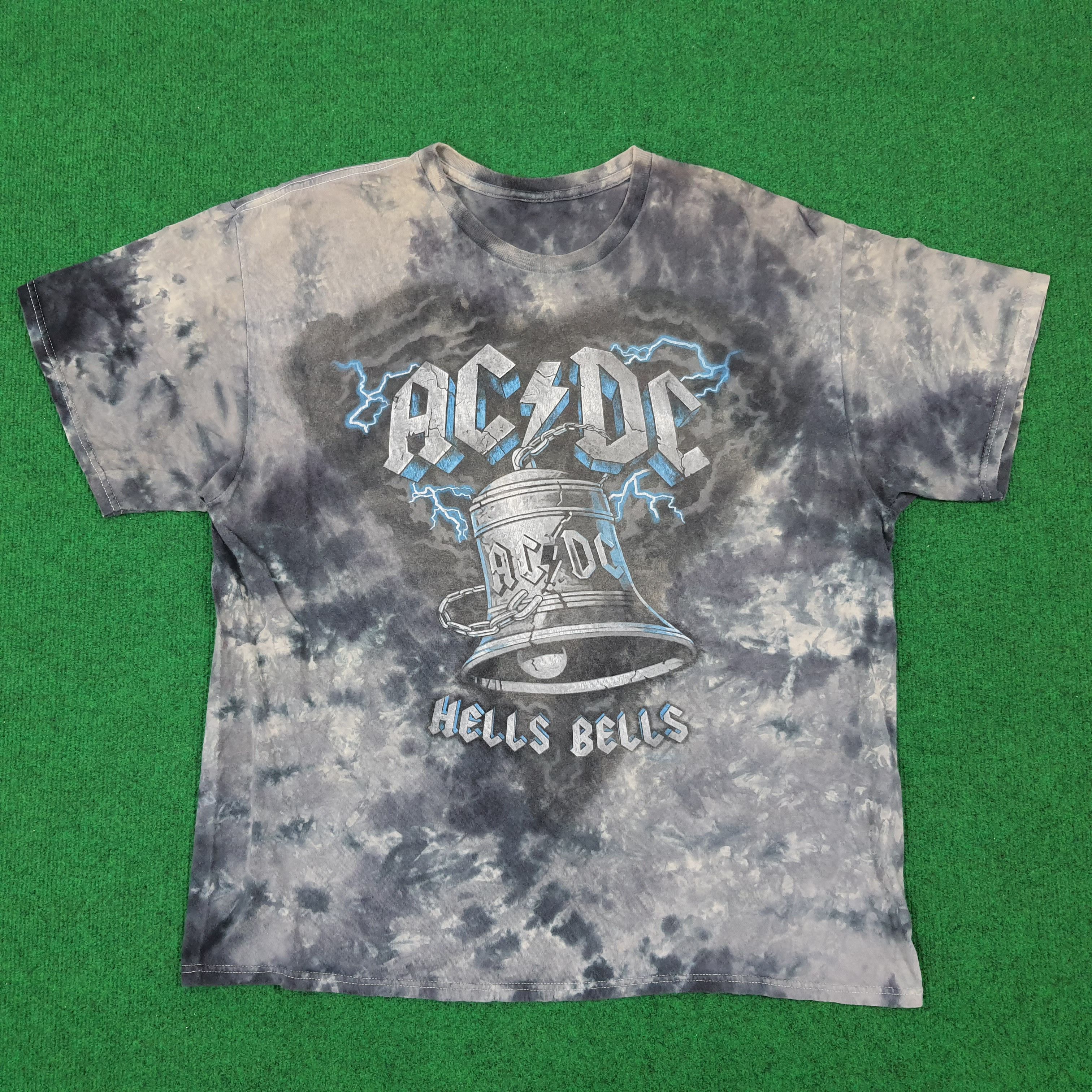 Band Tees × Vintage Cintage AC/DC Rock Band Hells Bells Black in Black Tshirt Size US XL / EU 56 / 4 - 1 Thumbnail