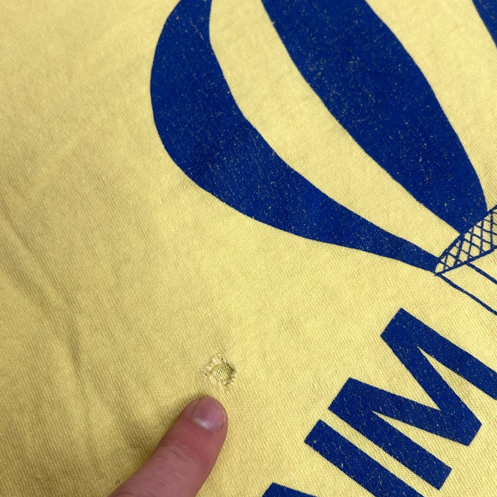 Vintage Vintage 80s Yellow Fraternity T-Shirt Size US L / EU 52-54 / 3 - 3 Thumbnail