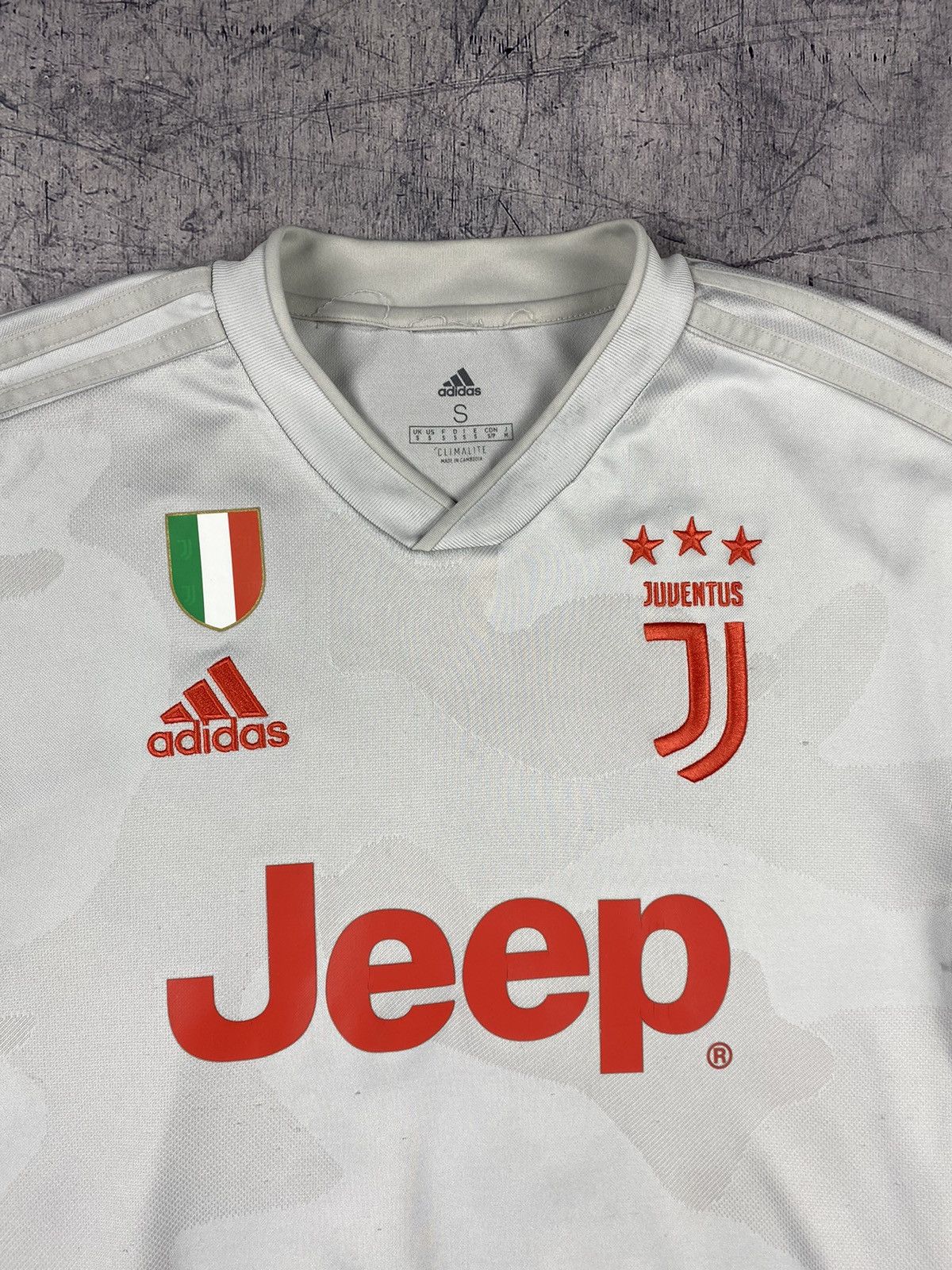 Vintage Adidas Juventus Ronaldo Soccer Jersey Tee T Shirt Size US S / EU 44-46 / 1 - 5 Thumbnail