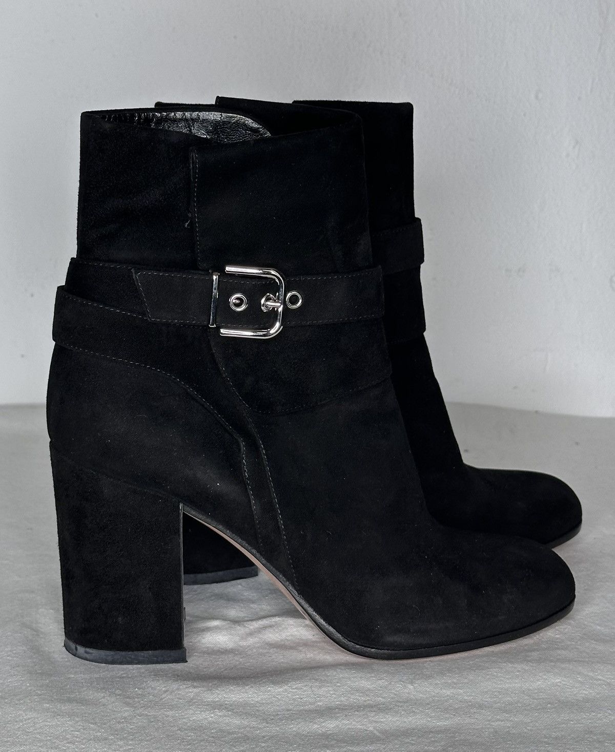 Gianvito Rossi Bottines à talons Gianvito Rossi en suede noir 37,5 Size US 6.5 / IT 36.5 - 4 Thumbnail