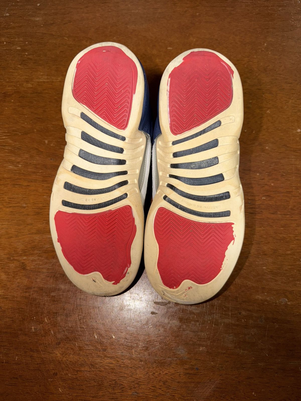 Nike Air Jordan 12 Retro GS International Flight size 5Y Size US 5 / EU 37 - 4 Thumbnail