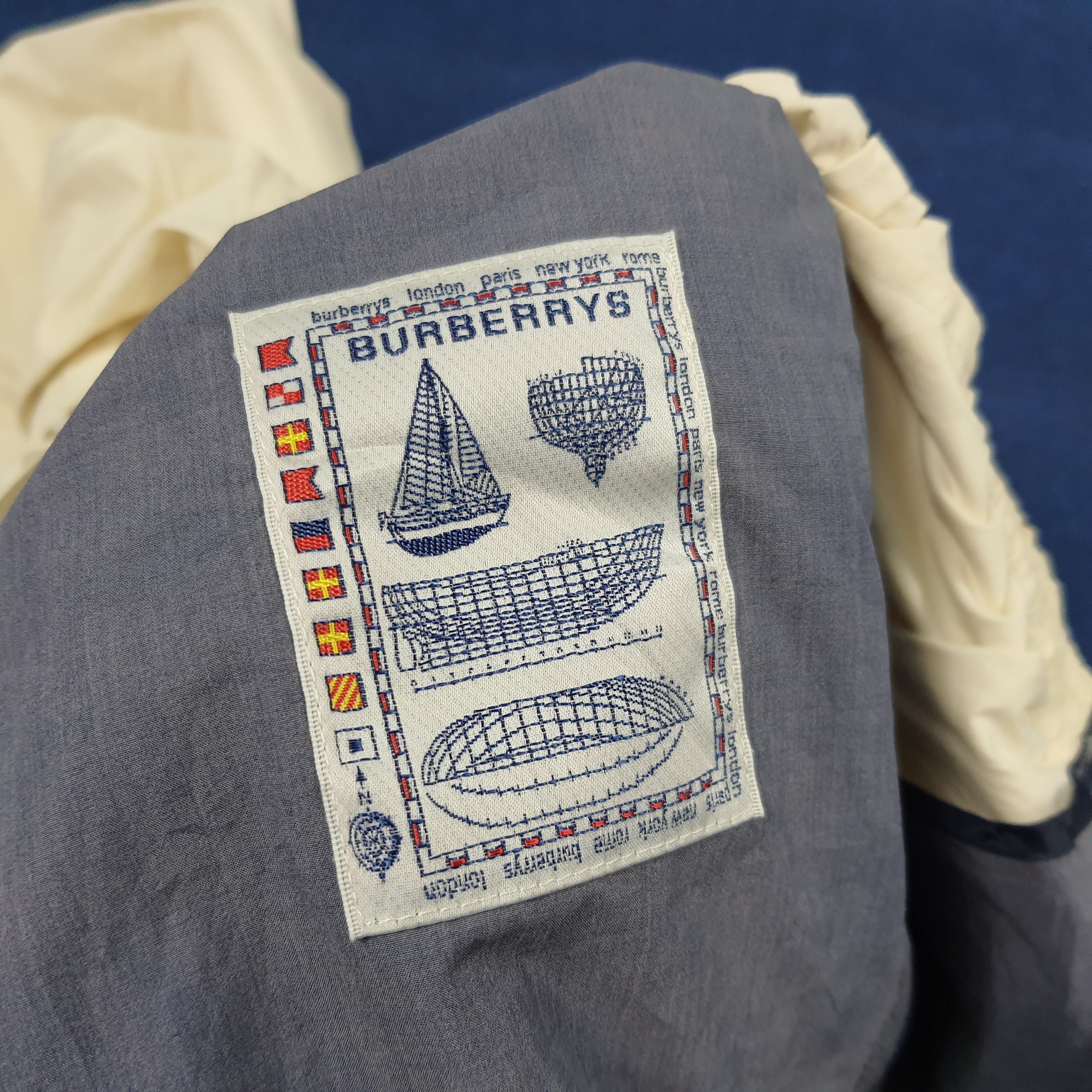Burberry × Vintage Vintage Burberrys' Windbreaker Custom Logo Jacket Size US L / EU 52-54 / 3 - 7 Thumbnail