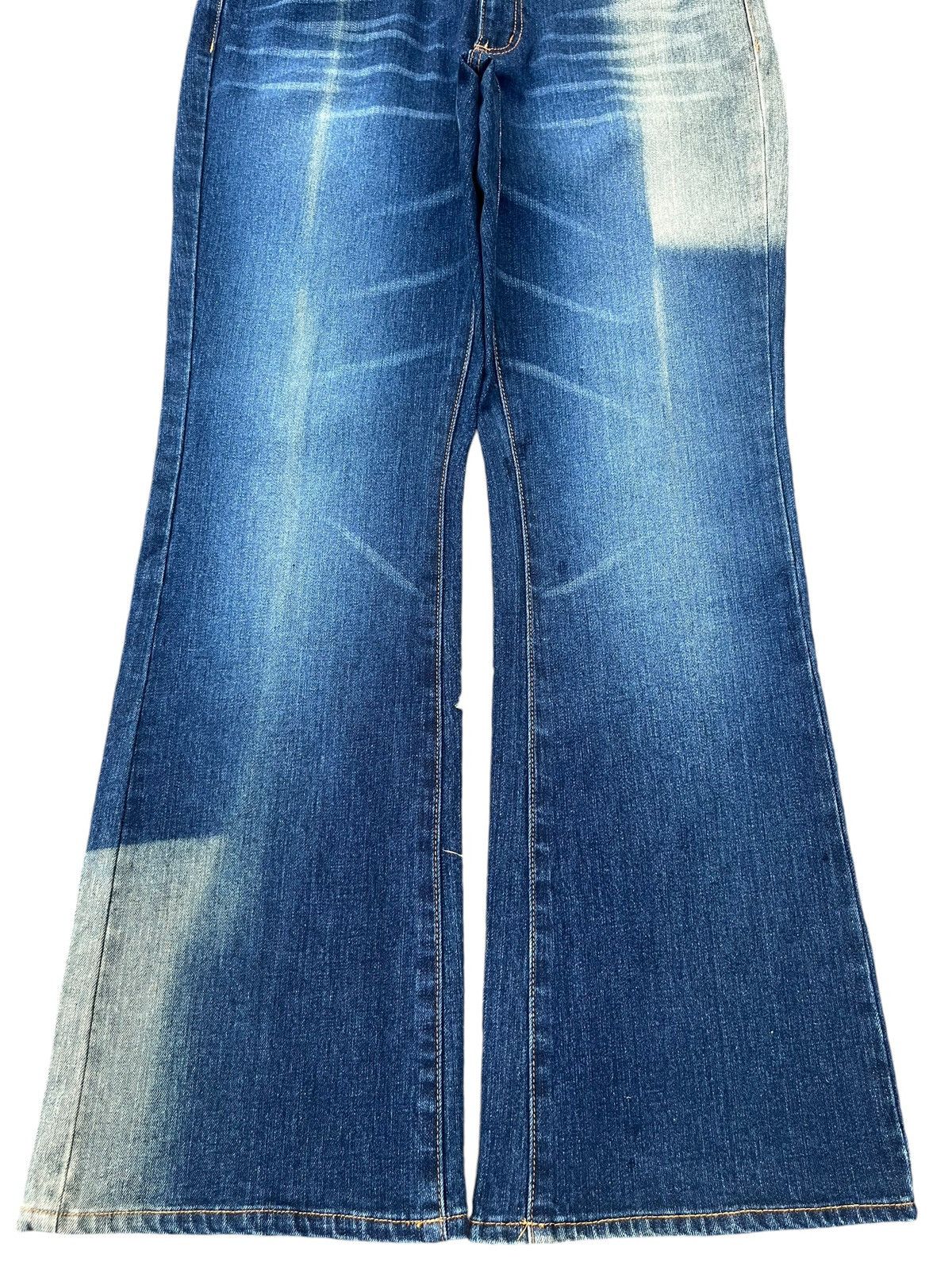 Japanese Brand Vintage Japanese Brand Sun Faded Blue Washed Flare Jeans Size US 28 / EU 44 - 5 Thumbnail