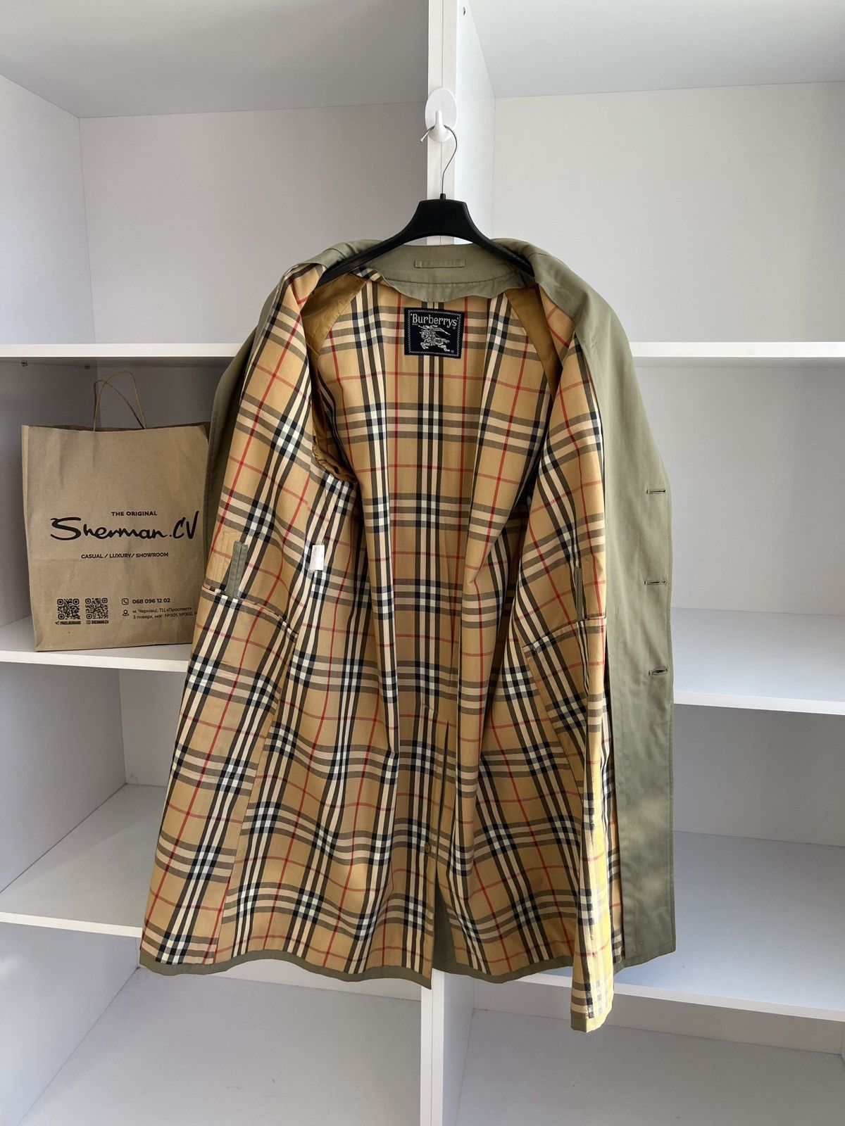 Burberry × Vintage Vintage Burberry trench coat old money style Size US L / EU 52-54 / 3 - 8 Thumbnail