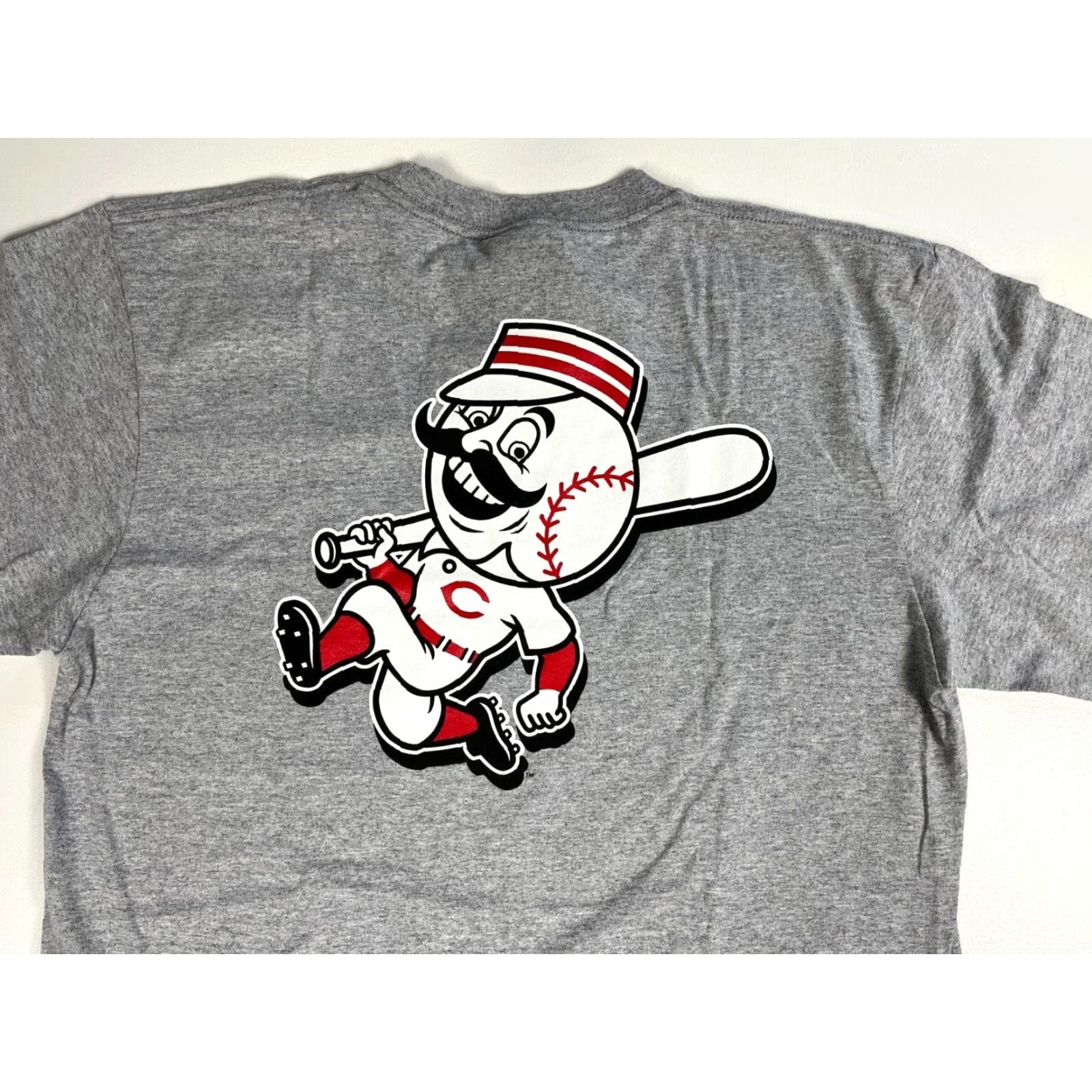 Nike VINTAGE Nike Team MLB Cincinnati Reds T-Shirt Mens Size M Gray Double-Sided 2007 Vintage Logo Short Sleeve Crew Neck Size US M / EU 48-50 / 2 - 4 Thumbnail