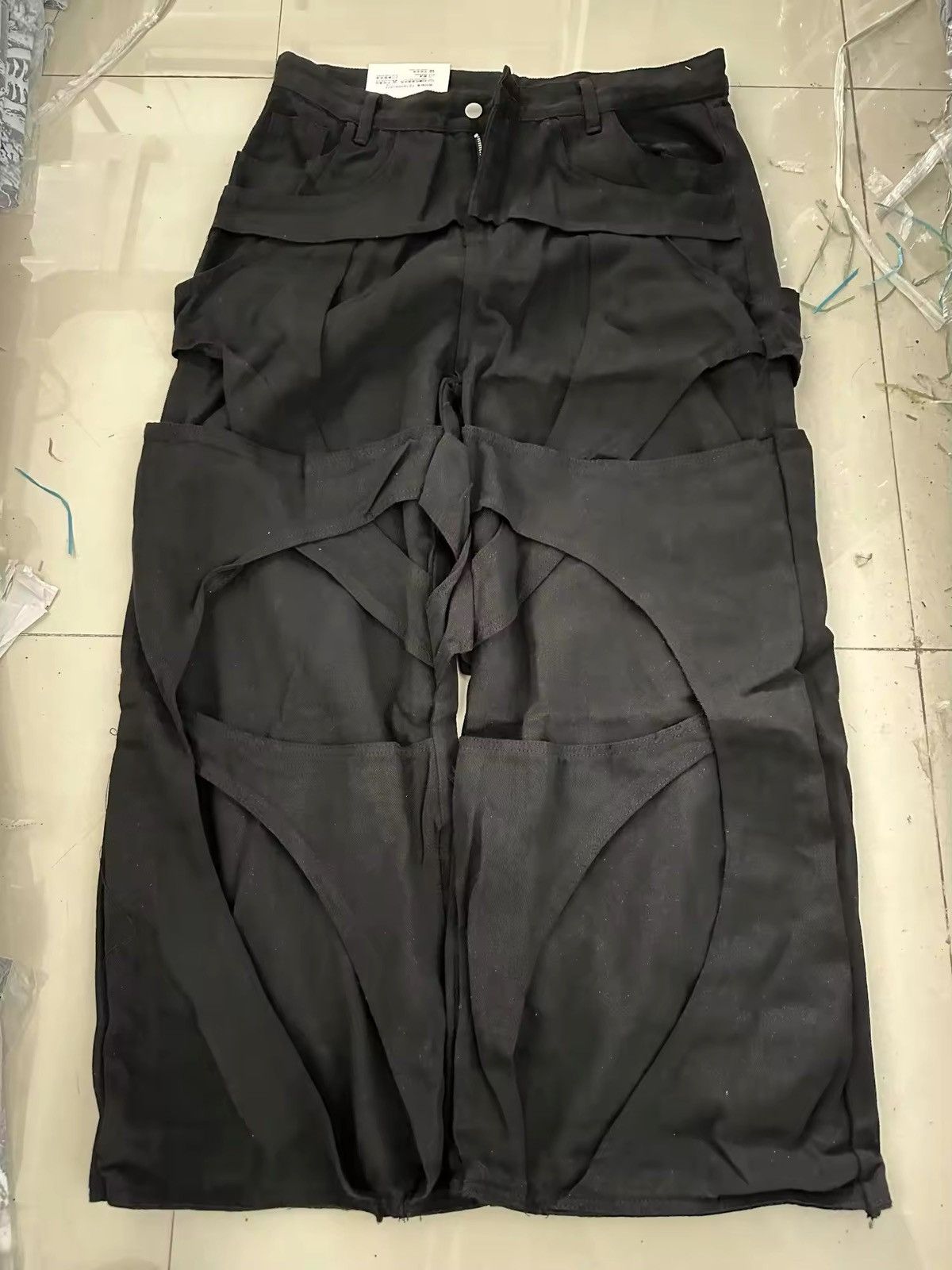 Japanese Brand × Jean Retro Casual Floor Mopping Hollow Patchwork Design Jean Size US 33 - 10 Thumbnail