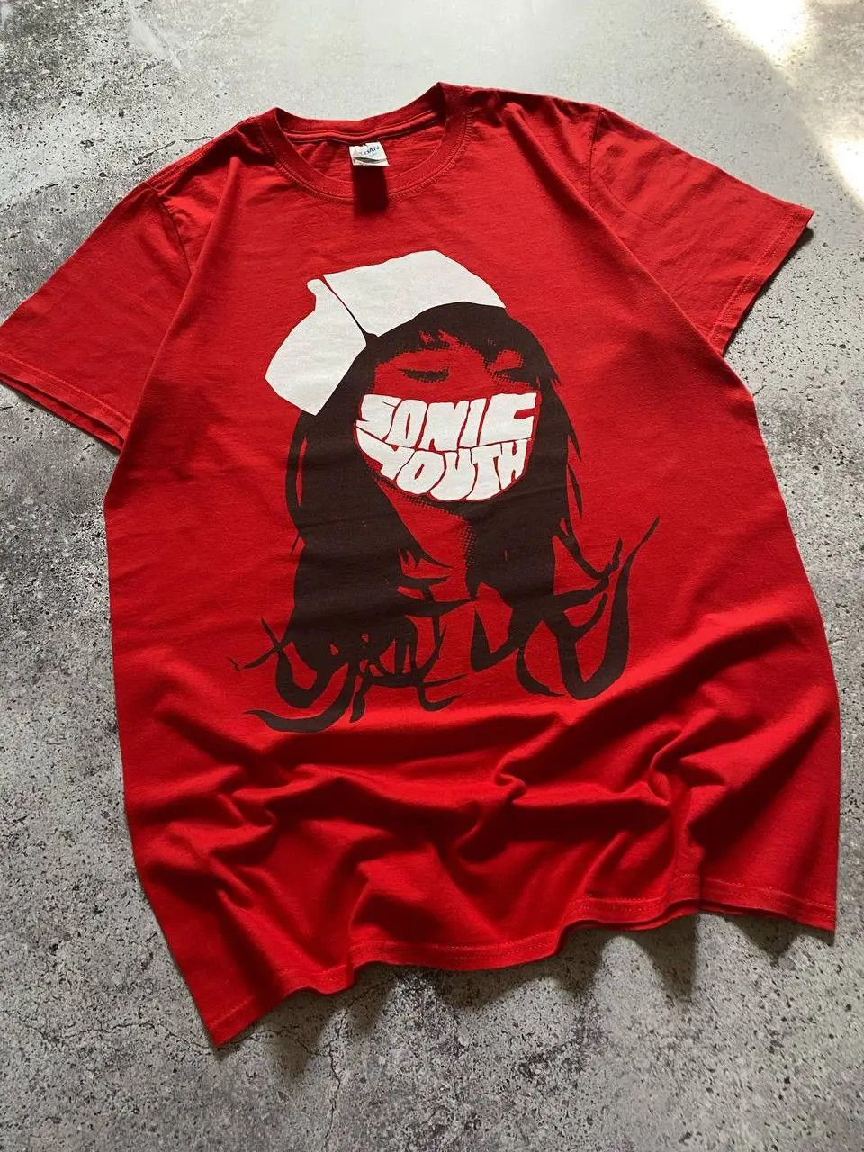 Japanese Brand SONIC YOUTH NURSE ROCK BAND T SHIRT Size US M / EU 48-50 / 2 - 4 Thumbnail
