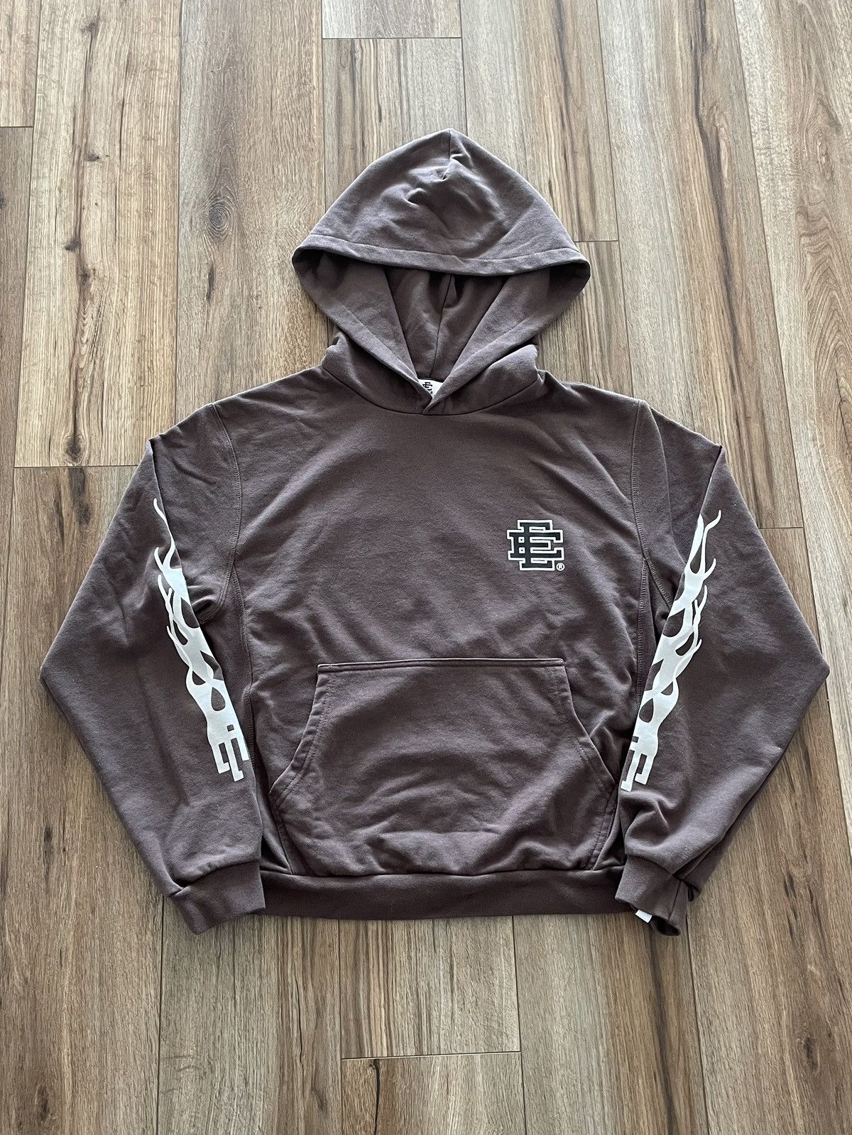 Eric Emanuel Hoodie
 Eric Emanuel Eric Emanuel Hoo Brown