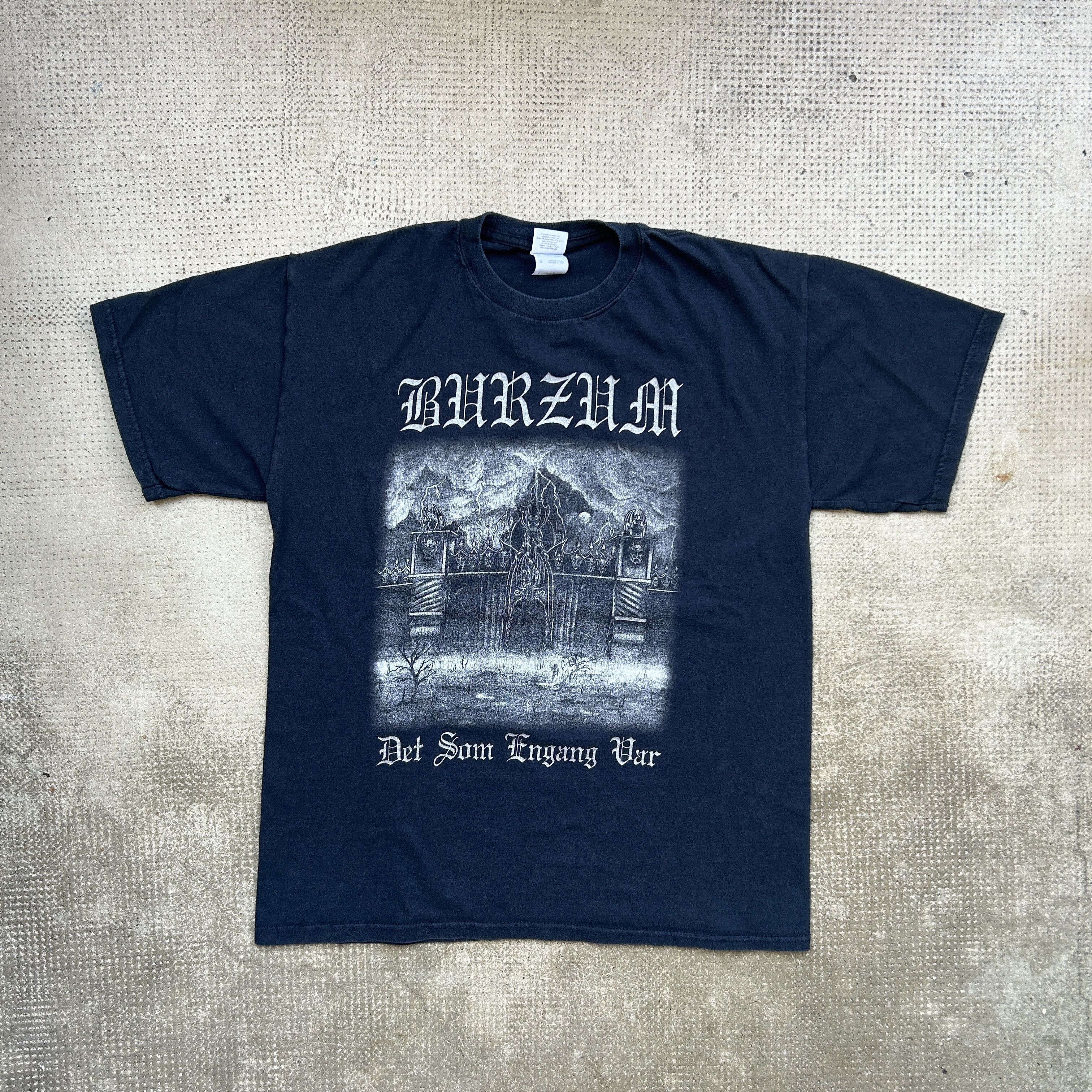 image of Vintage Burzum Det Som Engang Var T-Shirt 1998 in Black, Men's (Size Large)