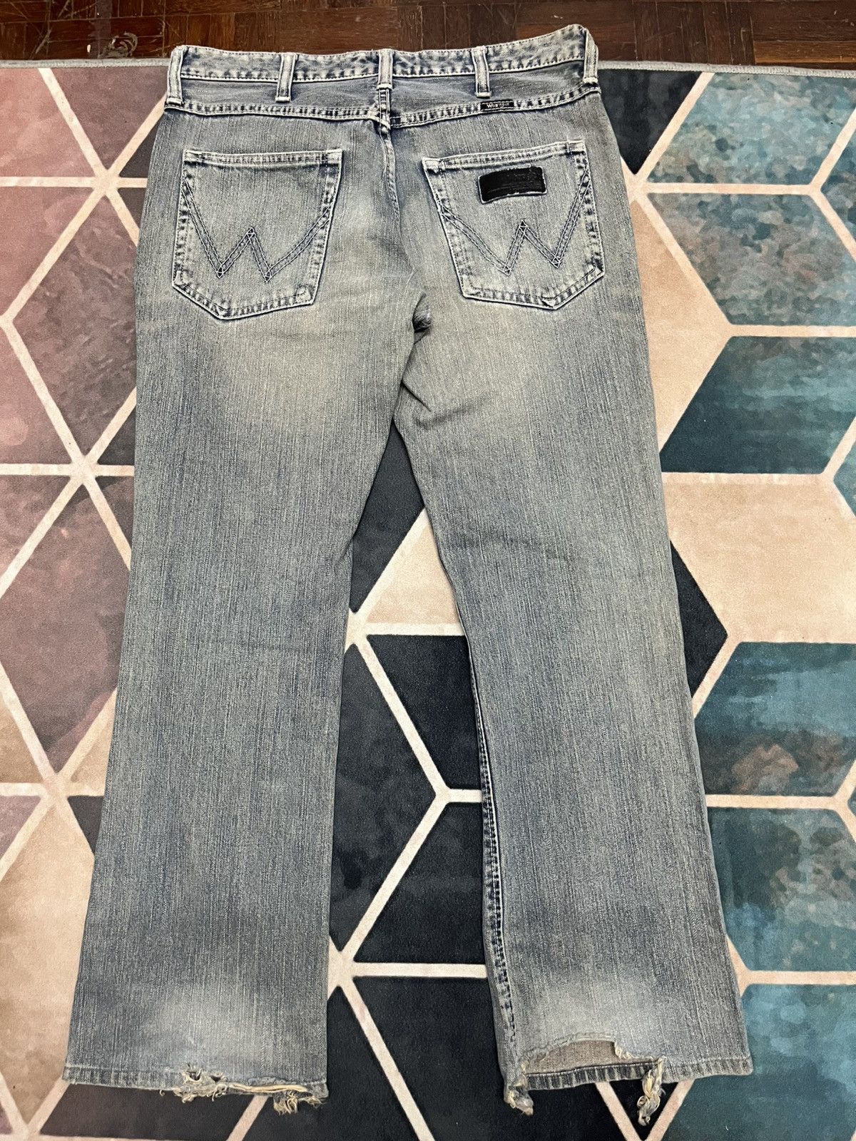 Le Grande Bleu (L.G.B.) 💥Vintage Trashed Wrangler Distressed FLARE Jeans Size US 31 - 8 Thumbnail