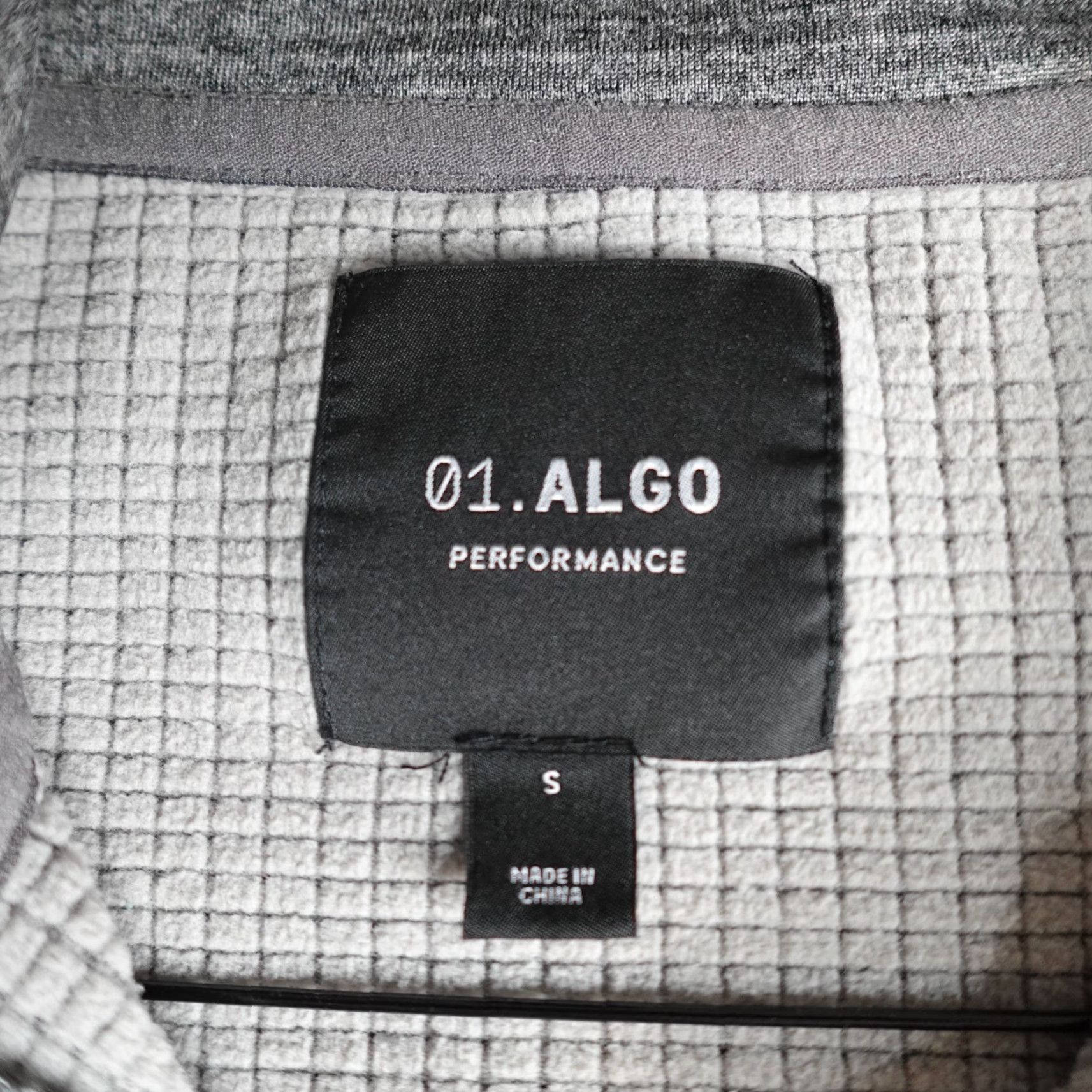 Vintage 01 Algo Sweater 1/4 Zip Gray Small Pullover Thermal Long Sleeve Wool Polyester Mens Retro Casual Size US S / EU 44-46 / 1 - 2 Thumbnail