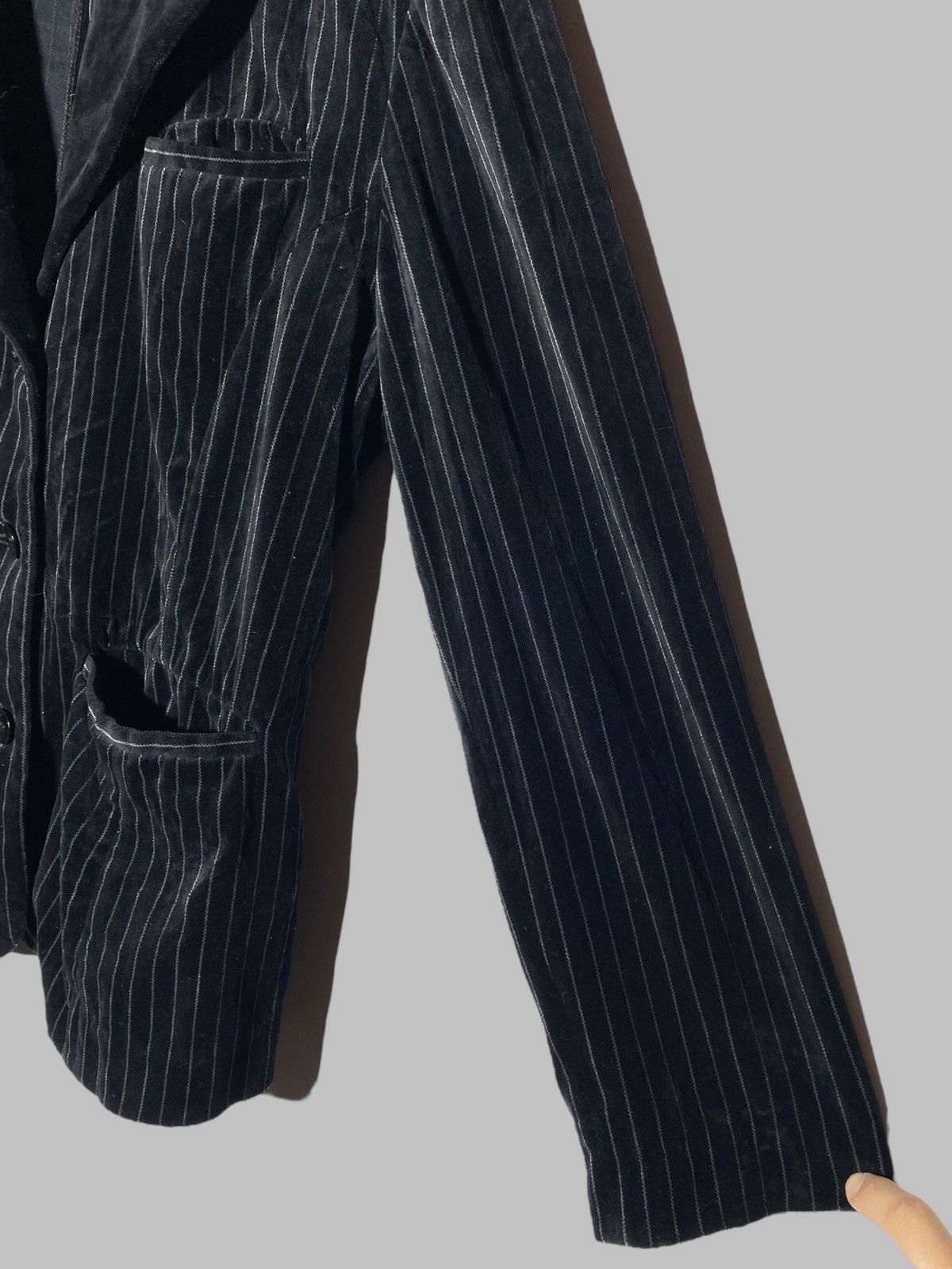 Armani Vintage 90s Armani Jeans Velour Striped Black Women’s Blazer Size M / US 6-8 / IT 42-44 - 8 Thumbnail