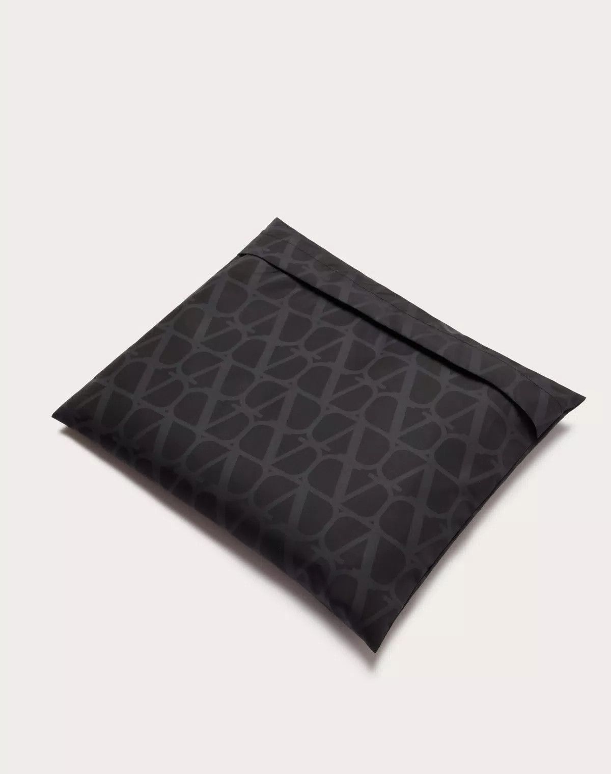 Valentino oc11z0725 Nylon Swimsuit With Iconographe Print in Black Size US 36 / EU 52 - 5 Thumbnail