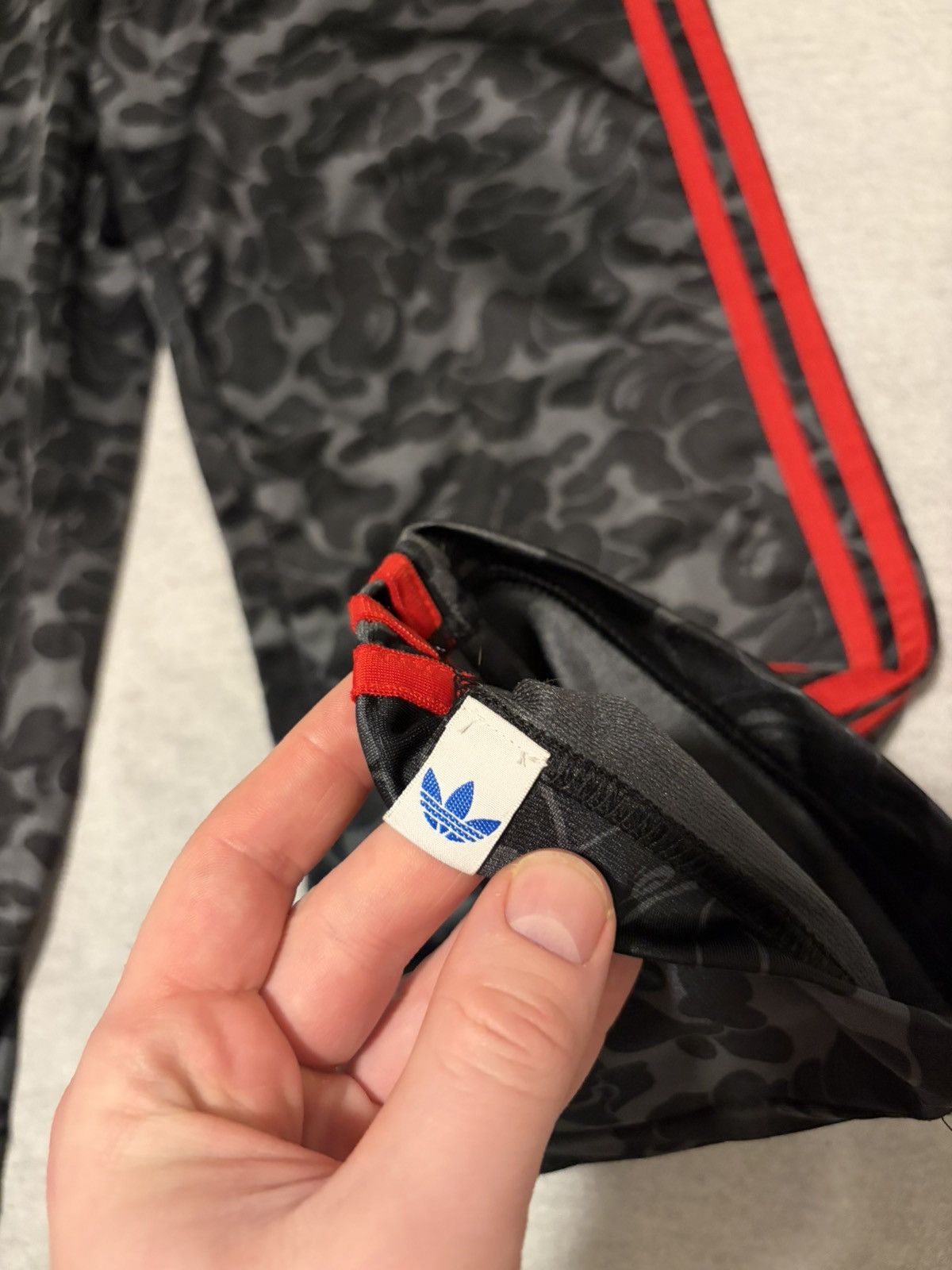 Adidas × Bape Bape adidas sweatpants Size US 32 / EU 48 - 3 Thumbnail