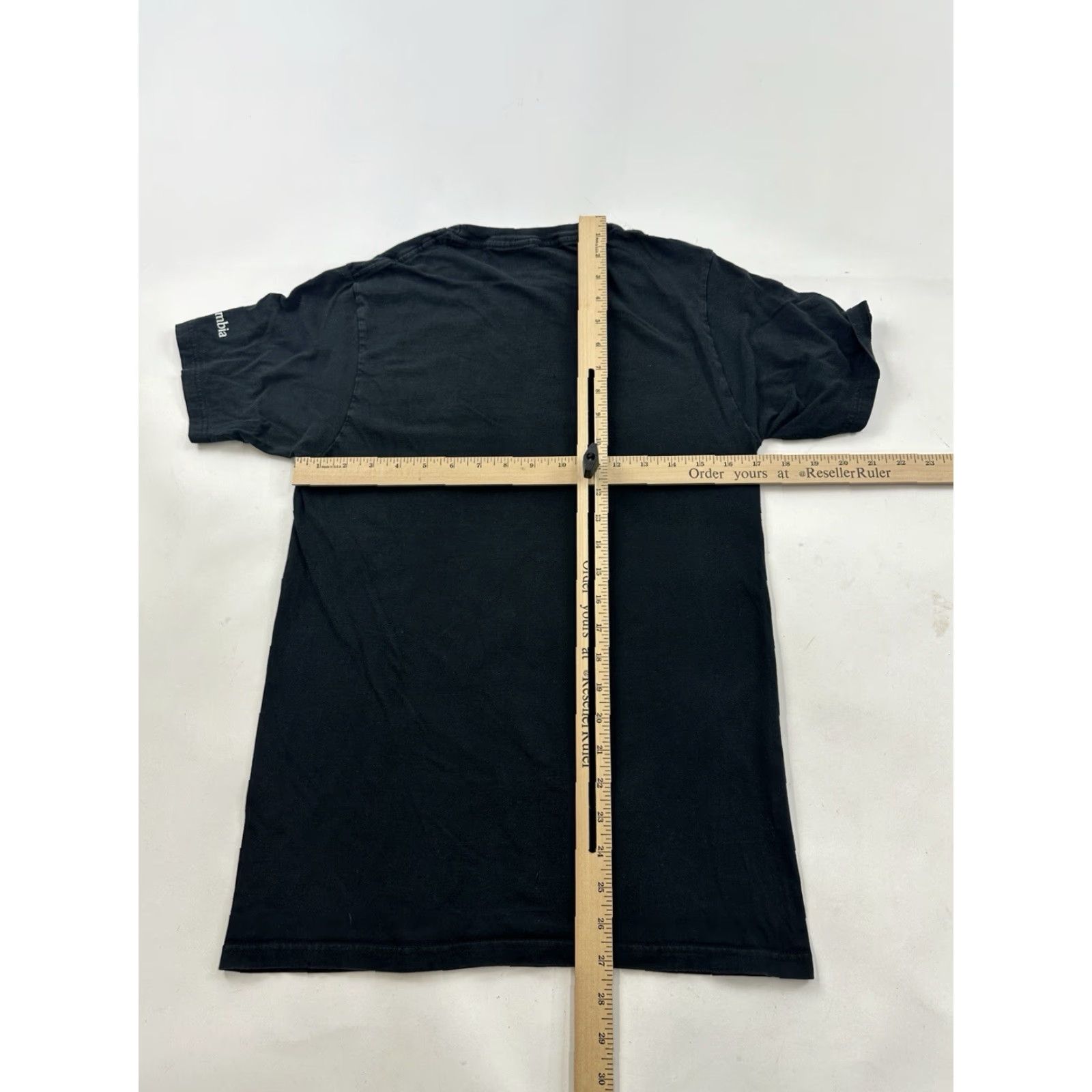 Vintage Columbia Shirt Men S Black Crew Neck Short Sleeve Mountain Print T-Shirt Pacific Northwest Logo Graphic Mens Small Right? Size US S / EU 44-46 / 1 - 5 Thumbnail