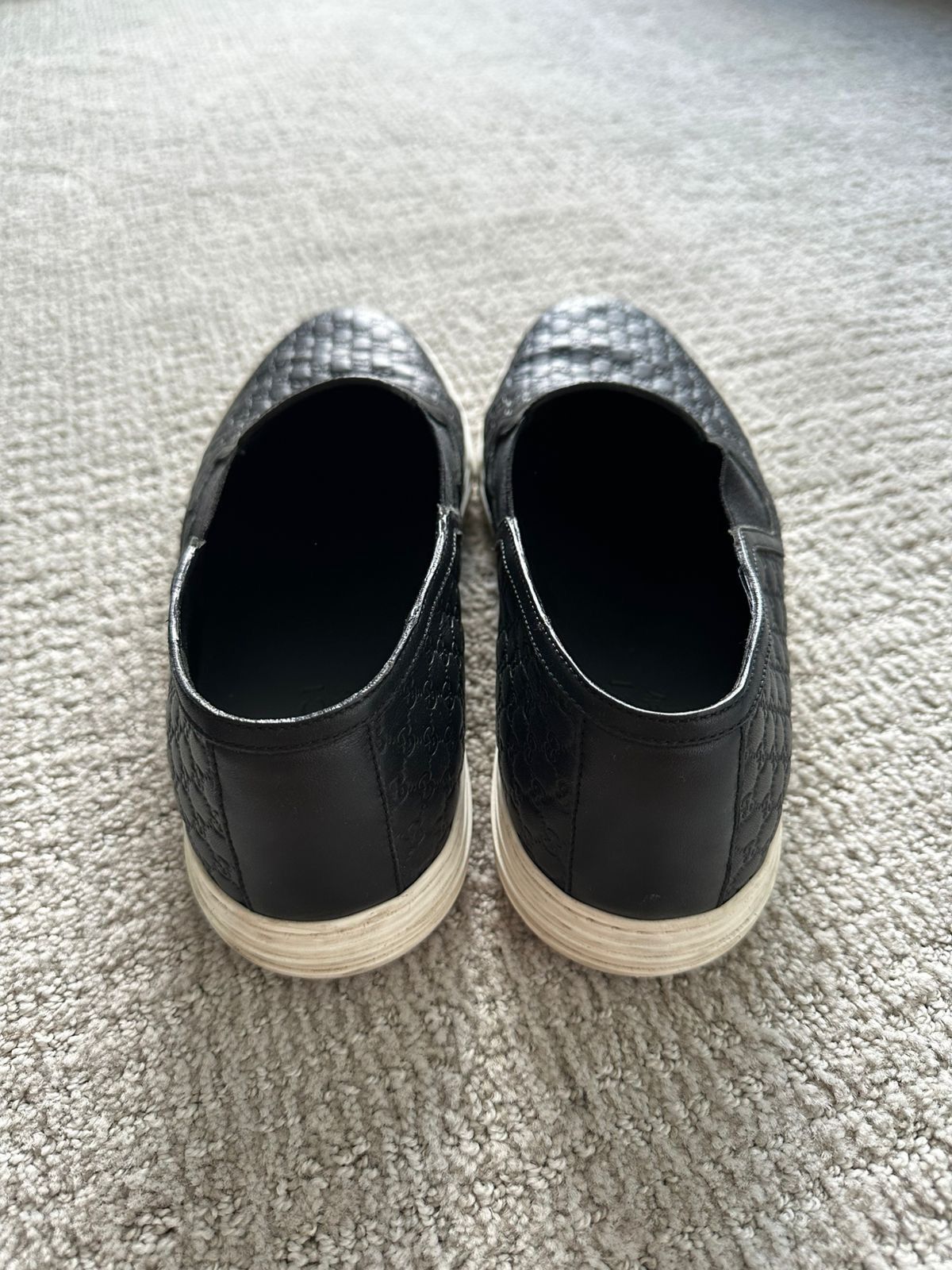 Gucci Gucci Signature Slip-On Black Size US 10.5 EU 44 Size US 10.5 / EU 43-44 - 4 Thumbnail