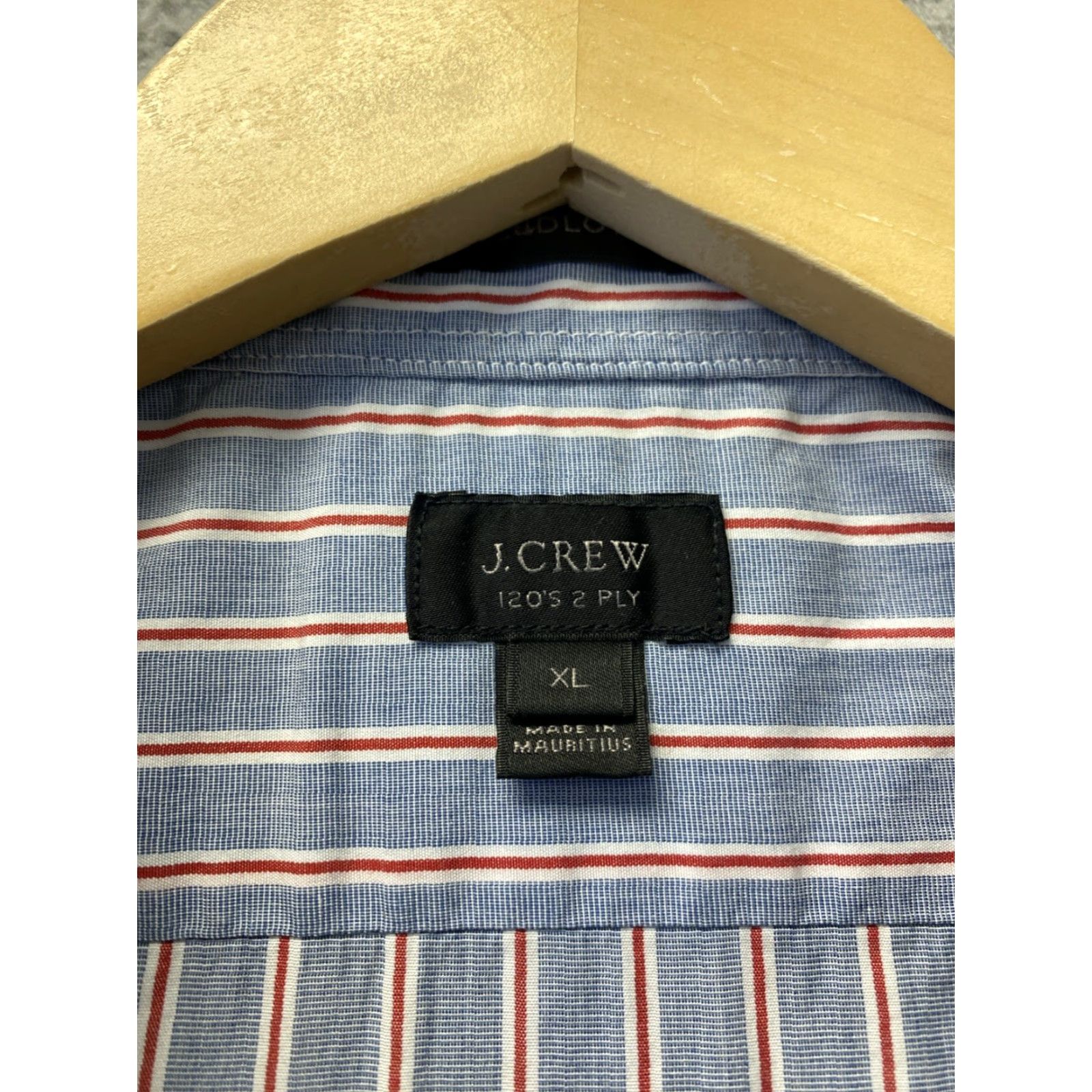 J.Crew J. Crew Button Shirt Men’s Size XL Gray Striped Red Cotton 161-7 Size US XL / EU 56 / 4 - 4 Thumbnail