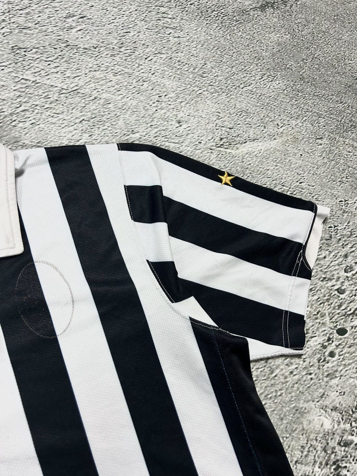 Nike Juventus 2006-2007 Home Jersey Nike Football Kit Size US M / EU 48-50 / 2 - 3 Thumbnail