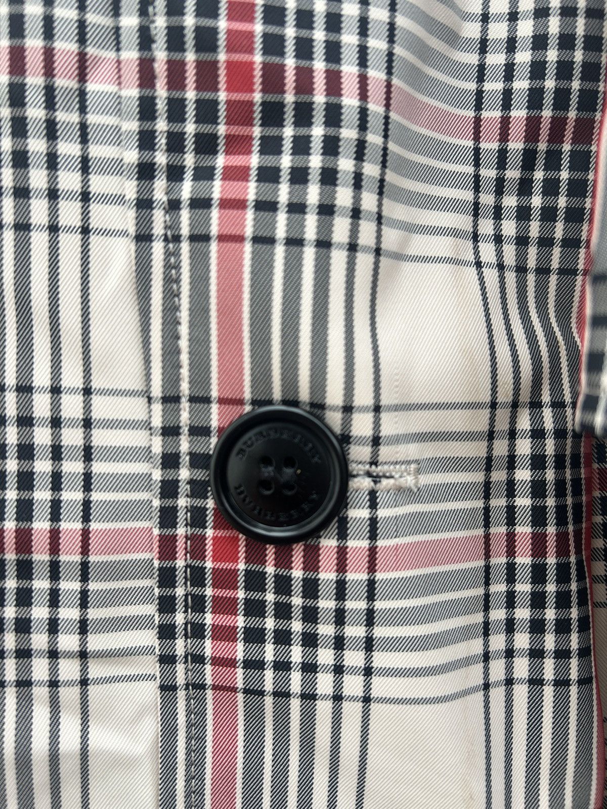 Burberry Burberry Check Runway Rain Trench Coat Size M / US 6-8 / IT 42-44 - 10 Thumbnail