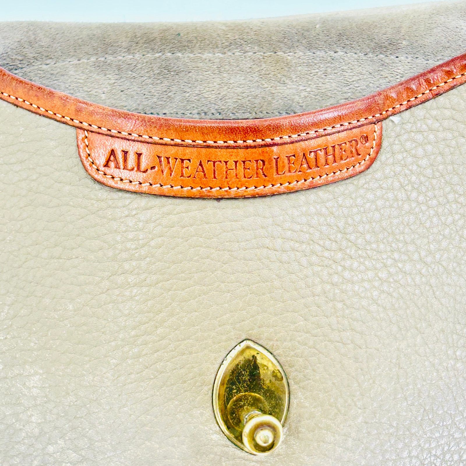 Dooney & Bourke Vintage 90s Bone Tan British All-Weather Leather Crossbody Size ONE SIZE - 10 Thumbnail