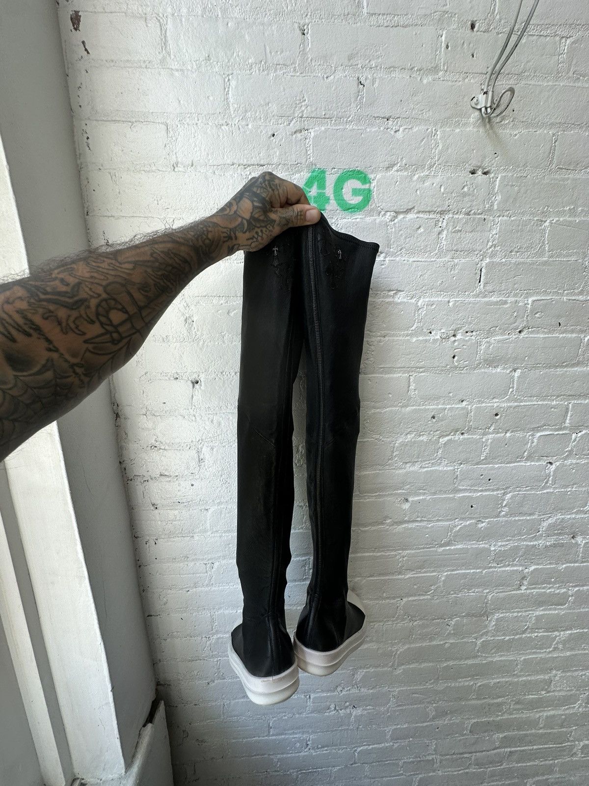 Chrome Hearts × Rick Owens Chrome Hearts x Rick Owens 1 OF 1 Leather Cross Sneakers Size US 9 / IT 39 - 2 Thumbnail