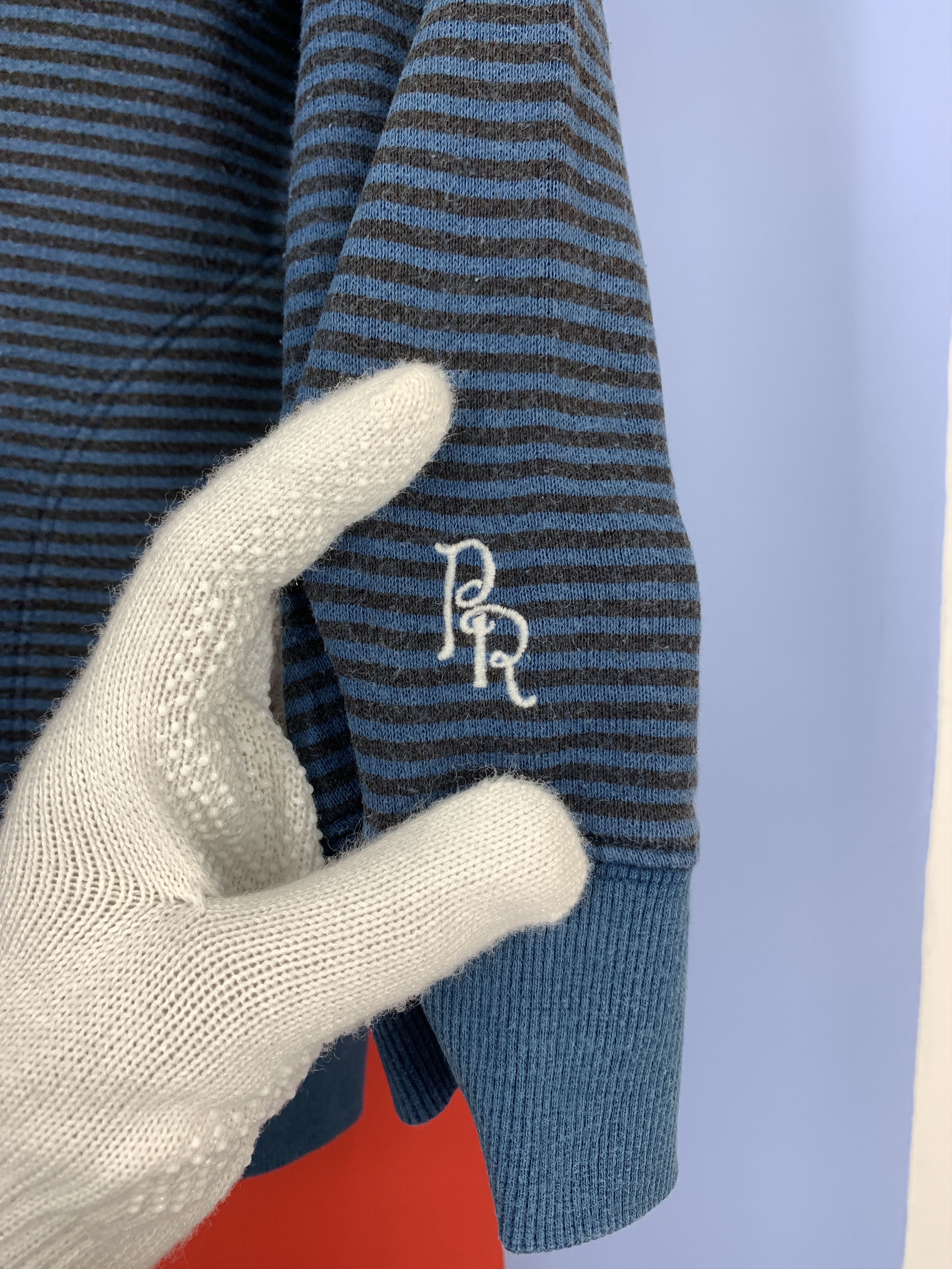 Cartoon Network × Uniqlo PETER RABBIT Stripe Hoodie Pullover #2248/22 Size US S / EU 44-46 / 1 - 6 Thumbnail