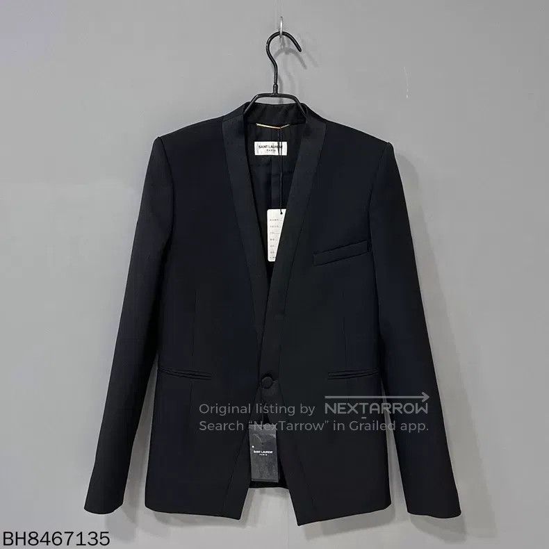 Saint Laurent Paris Saint Laurent Paris Smoking Lapel Suit i Size XS / US 0-2 / IT 36-38 - 1 Thumbnail