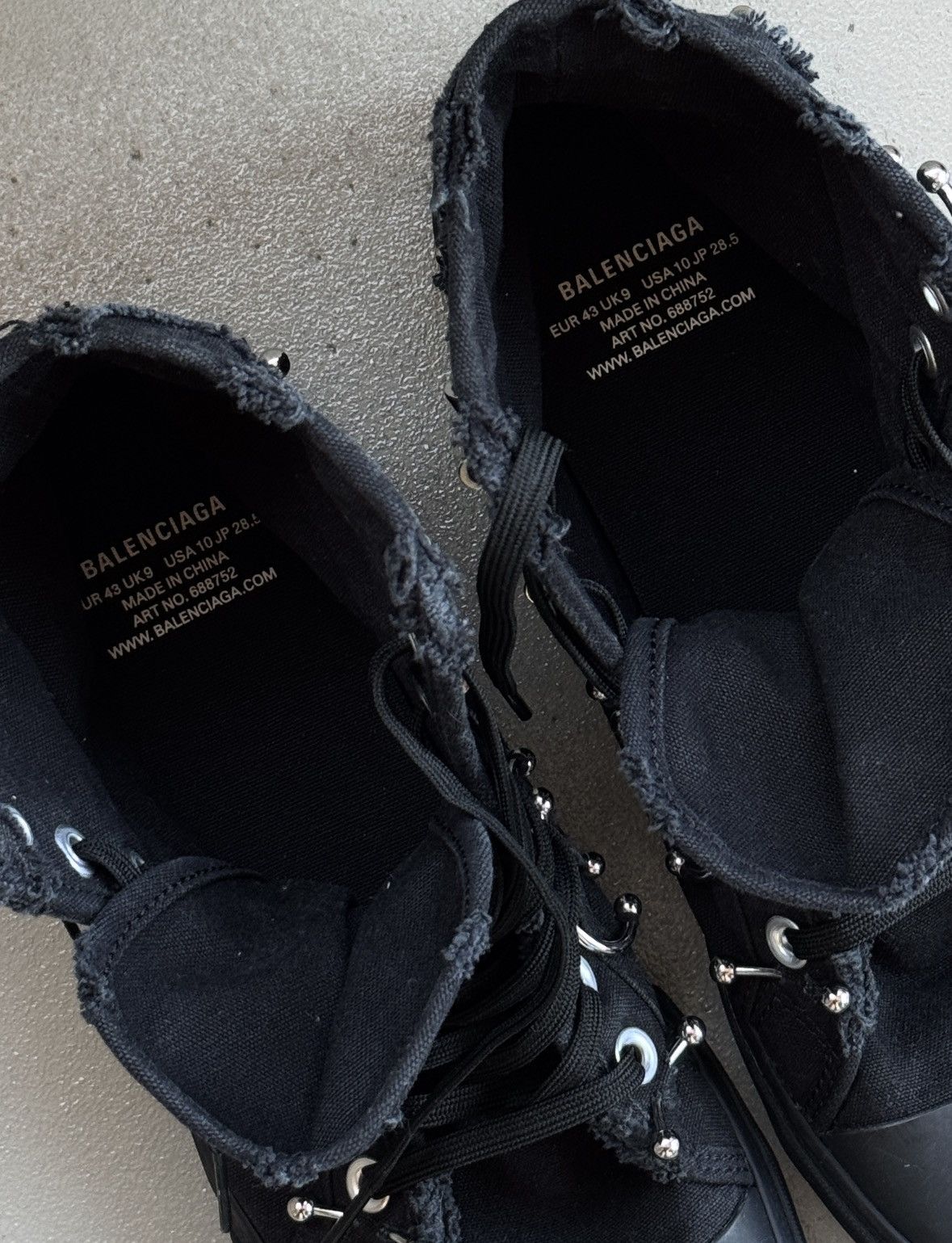 Balenciaga Balenciaga Paris Pierced High-Top Sneakers SS24 Size US 10 / EU 43 - 11 Thumbnail