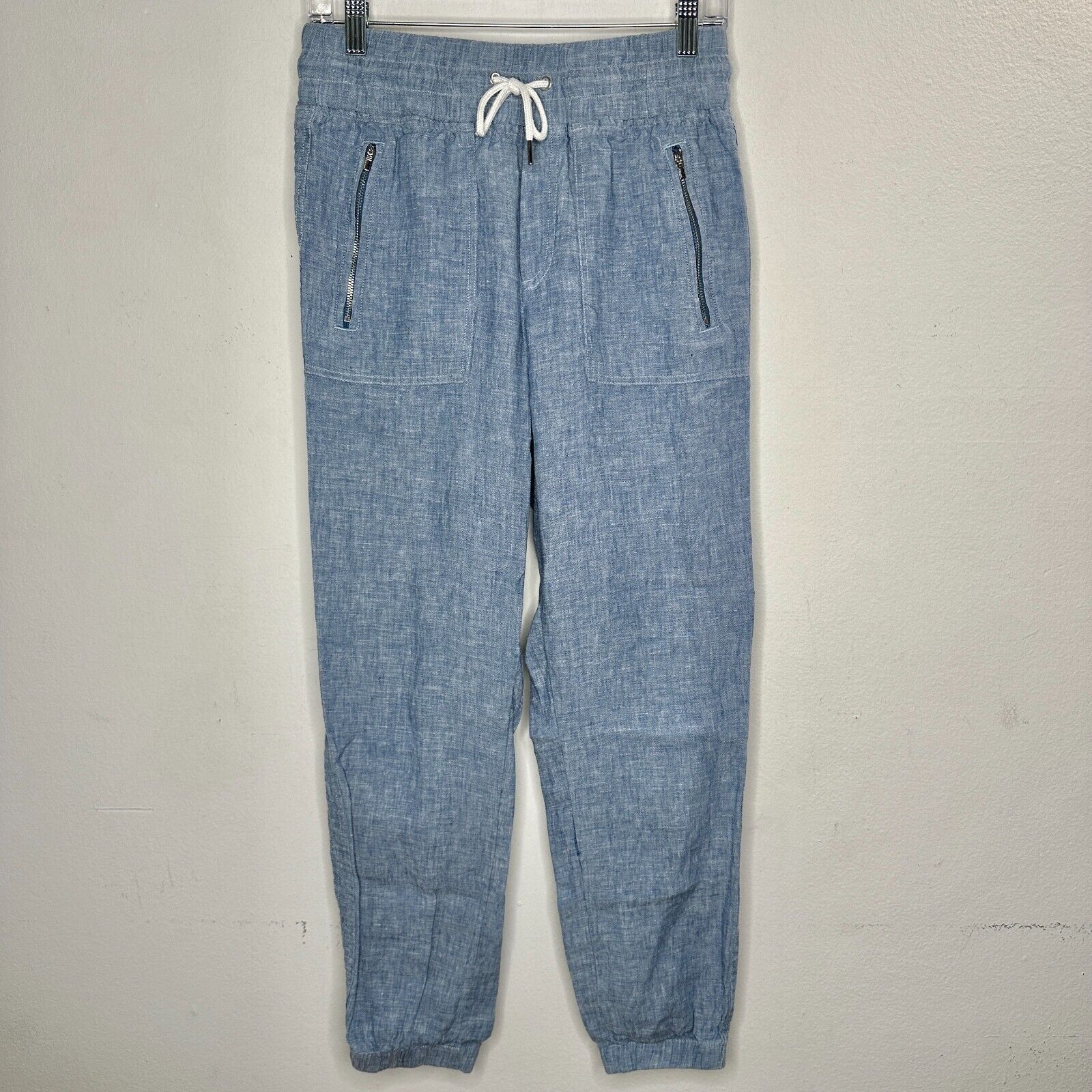 Athleta Athleta Chambray Cabo Linen Jogger Tie Waist Front Zip 4 Size 27" / US 4 / IT 40 - 1 Thumbnail