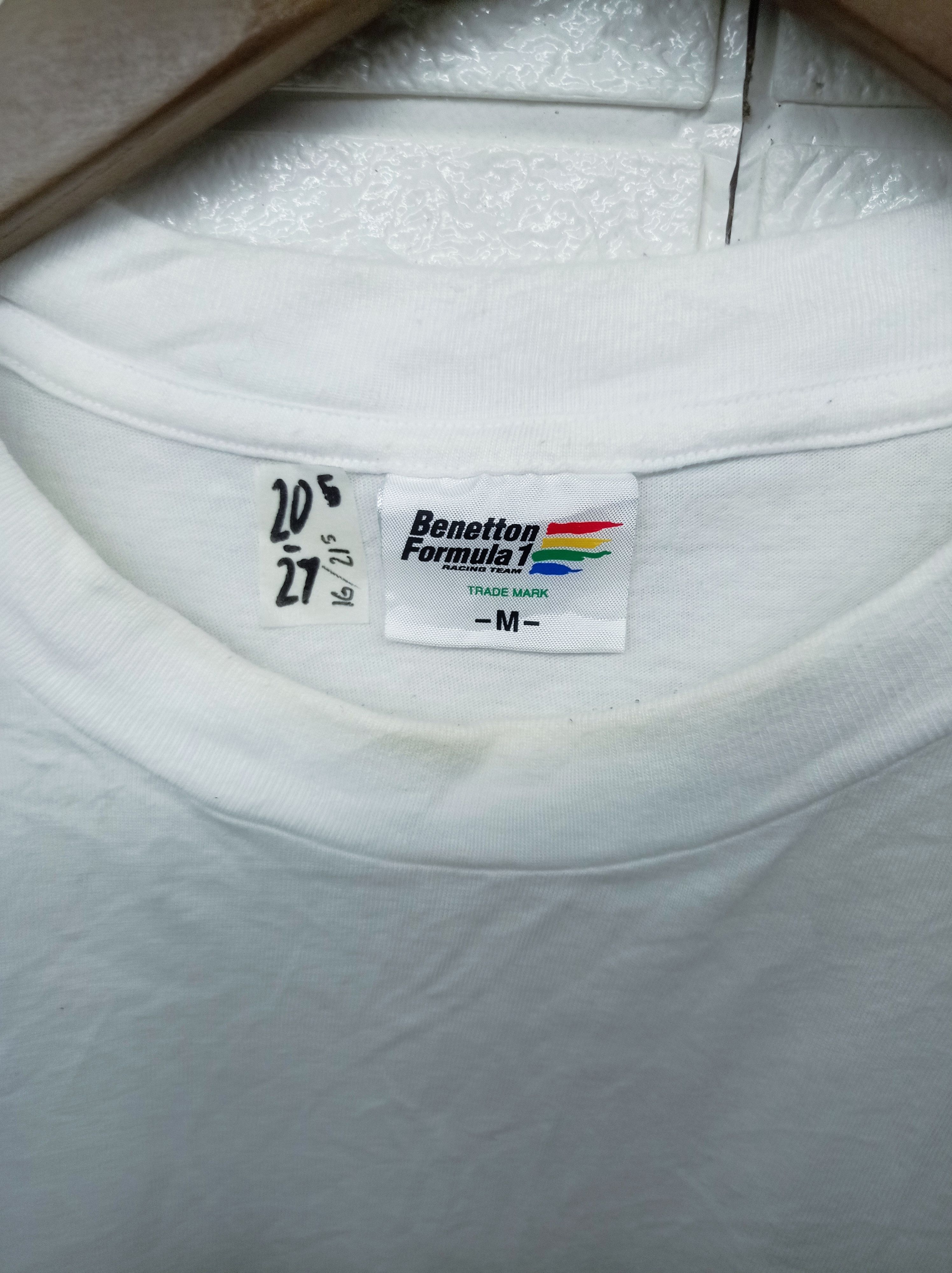 United Colors Of Benetton Benetton sleeveless embroidery logo 90's #GL 0006 Size US L / EU 52-54 / 3 - 5 Thumbnail