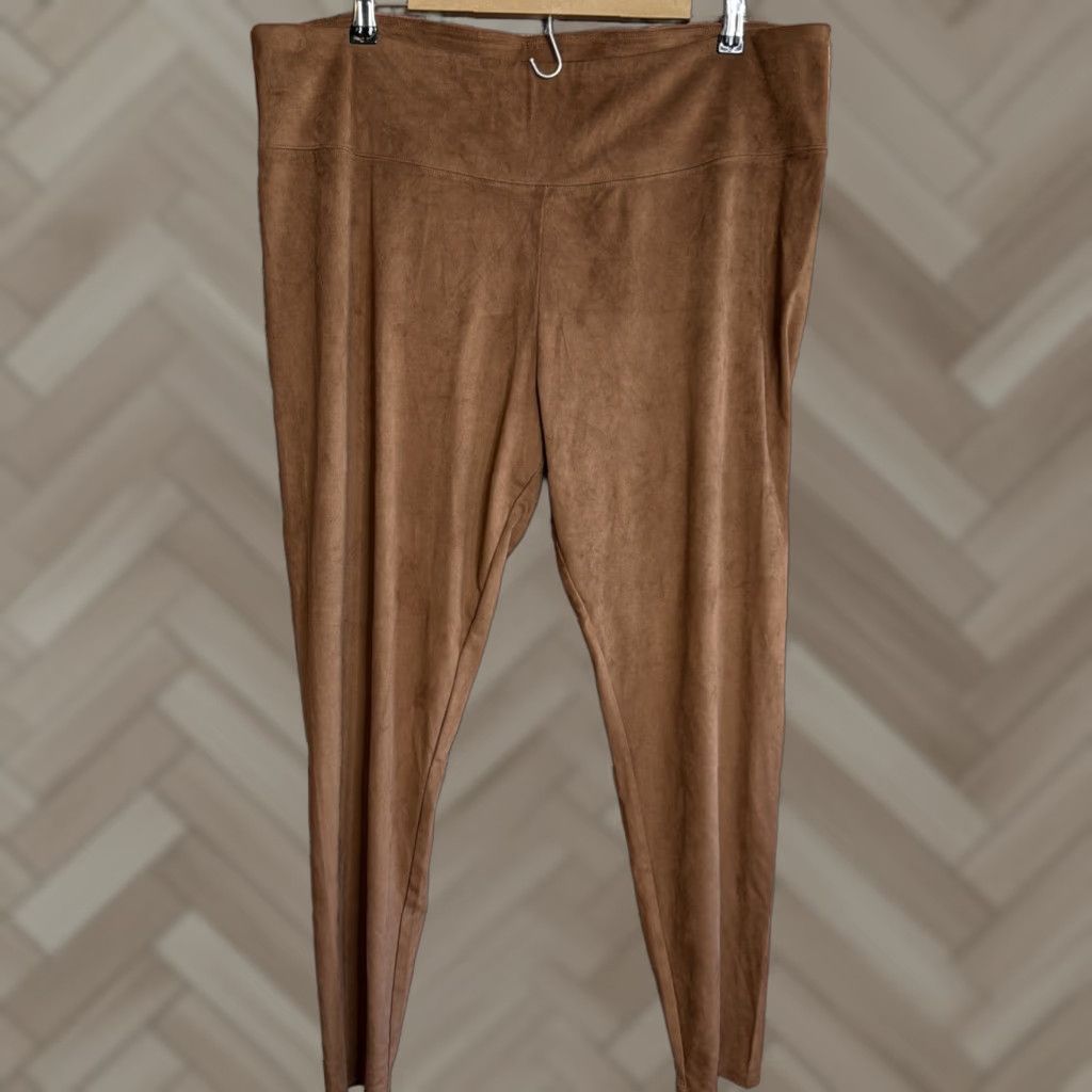 Soft Surroundings Soft Surroundings Faux Suede Leggings Womens 1X Brown High Rise Plus Stretch Comfortable Ankle 28in Inseam Size 40" / US 18 - 1 Thumbnail