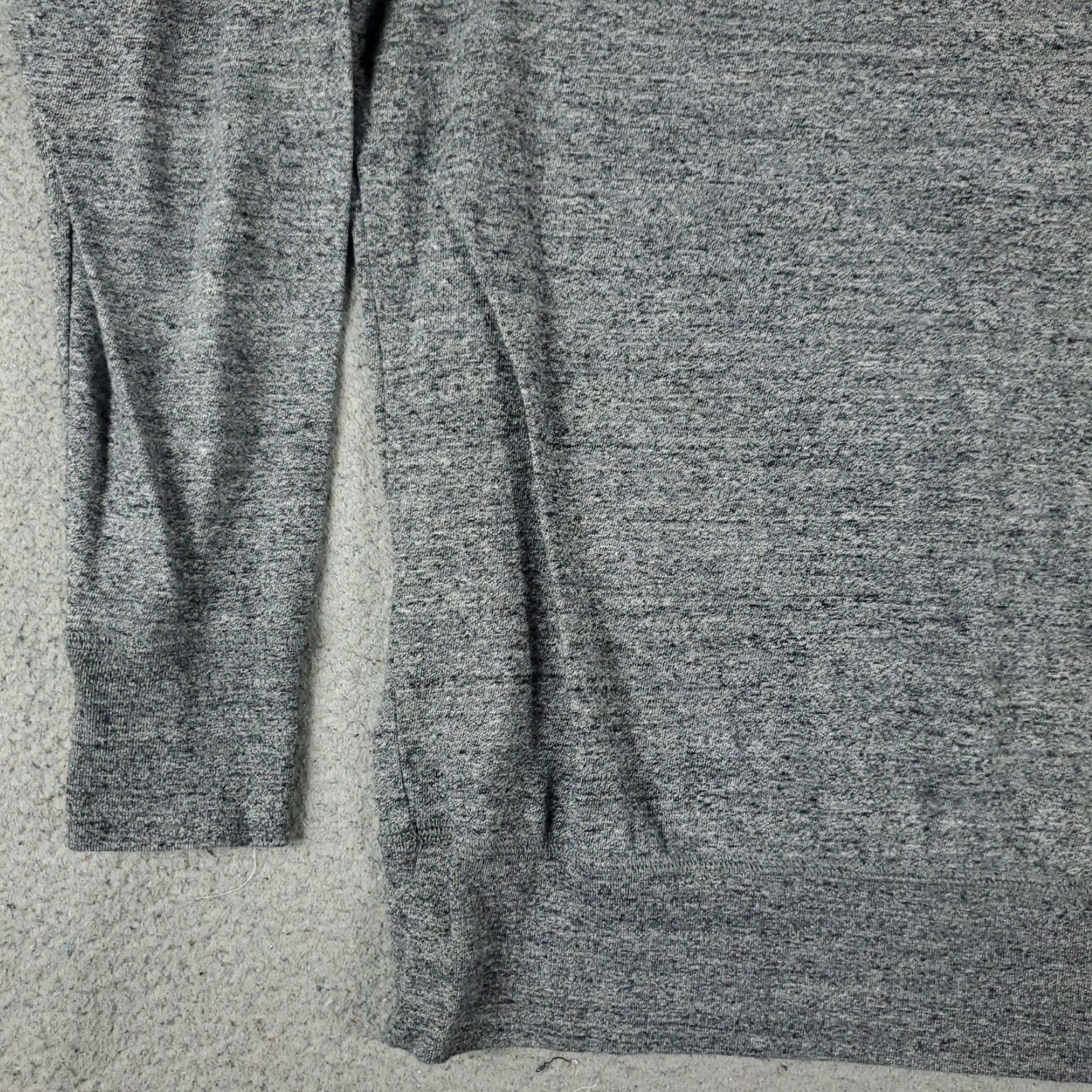 Nike Nike Sweatshirt Womens XL Gray Pullover Sweater Swoosh Logo Size XL / US 12-14 / IT 48-50 - 3 Thumbnail