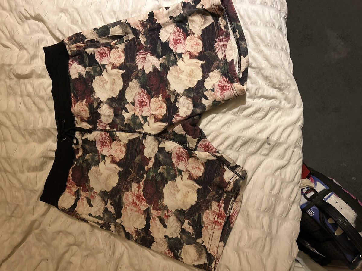 Supreme Supreme PCL Shorts Size US 33 - 2 Thumbnail