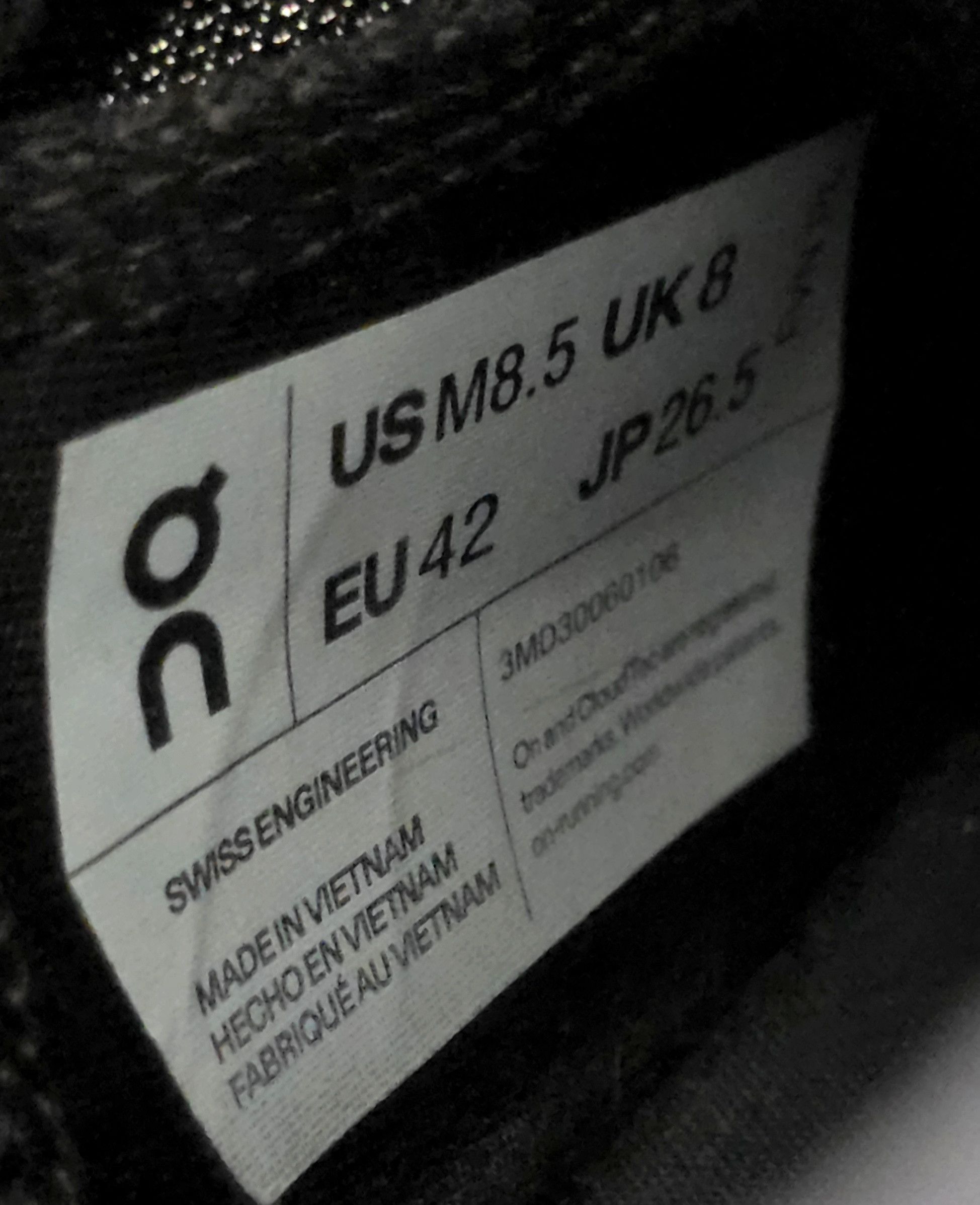 On On Cloud pulse Black Eclipse 3MD30060106 Speedboard Men 8.5 Size US 8.5 / EU 41-42 - 9 Thumbnail
