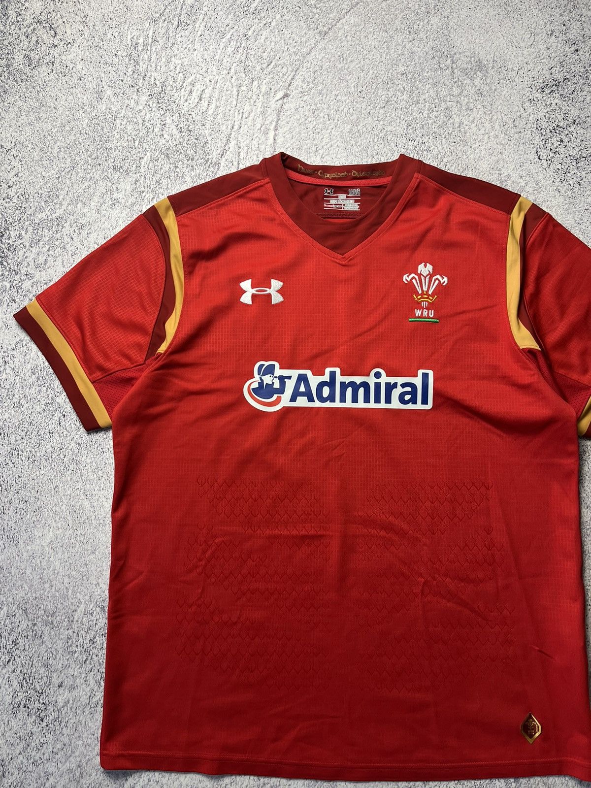 Vintage Under Armour Wales Rugby Shirt Red Admiral HeatGear Loose Size US L / EU 52-54 / 3 - 3 Thumbnail