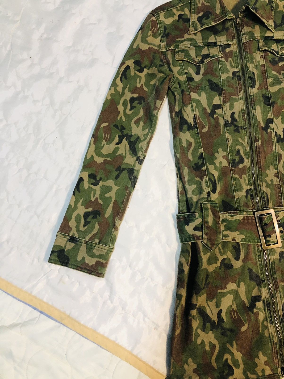 Japanese Brand Daisy Soldier Pattern Clothes (6) Size ONE SIZE - 5 Thumbnail