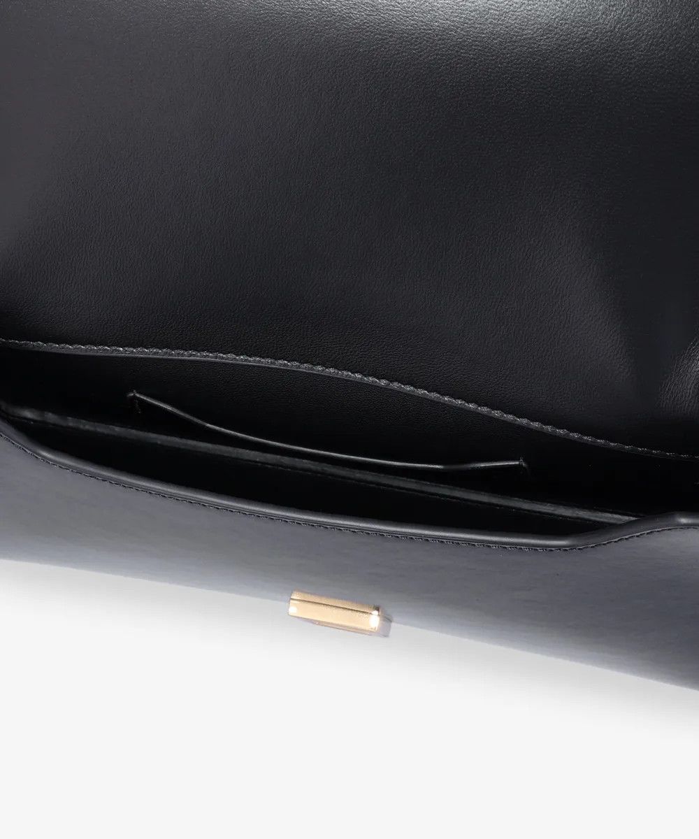 Givenchy o1srvl11e0625 Size:OS/ 4G Liquid Shoulder Bag in Black Size ONE SIZE - 4 Thumbnail
