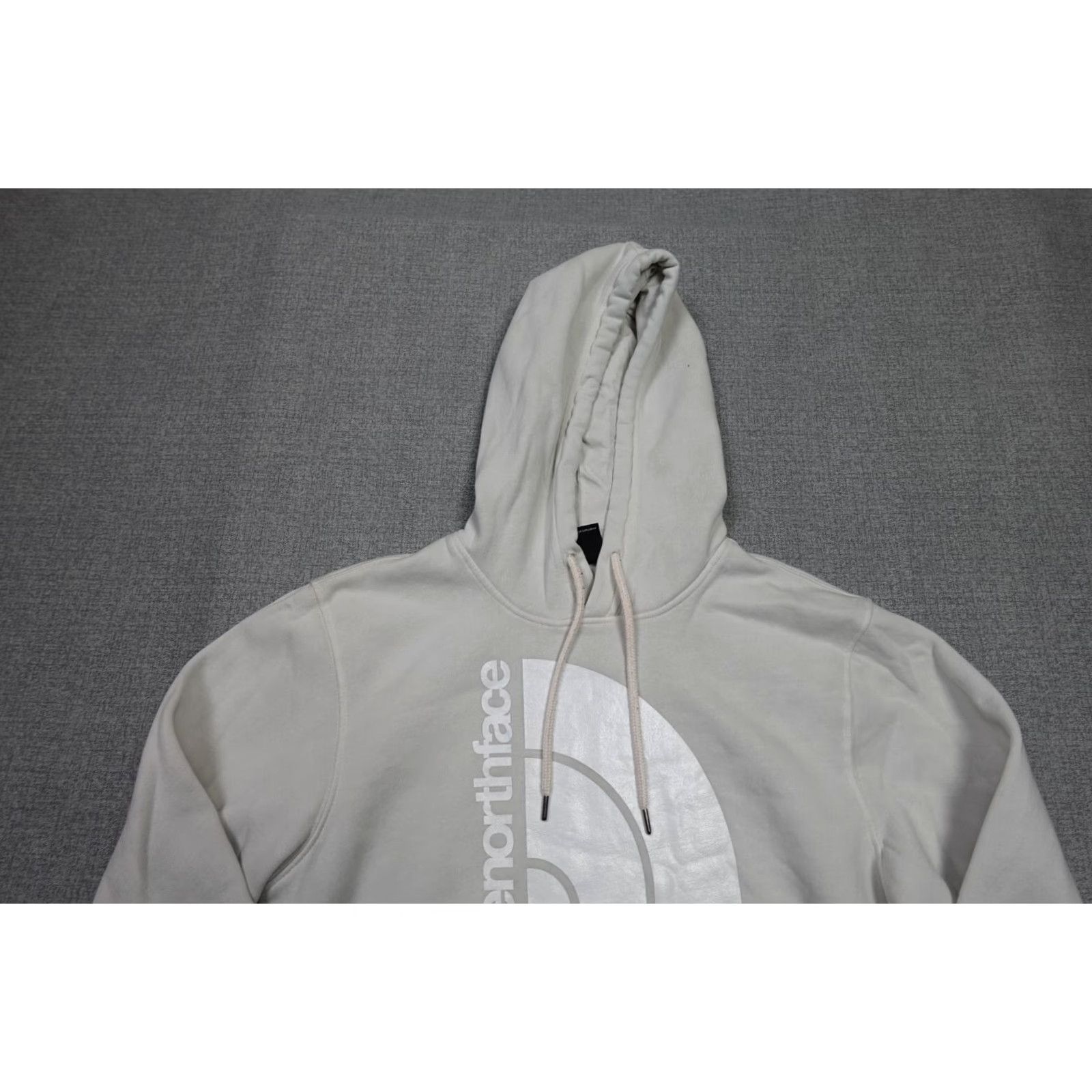 The North Face The North Face Sweatshirt Mens Hoodie White Fleece Logo Graphic Print Pullover Hoodie Outdoor Hiking 2010s Men Size L Size US L / EU 52-54 / 3 - 2 Thumbnail