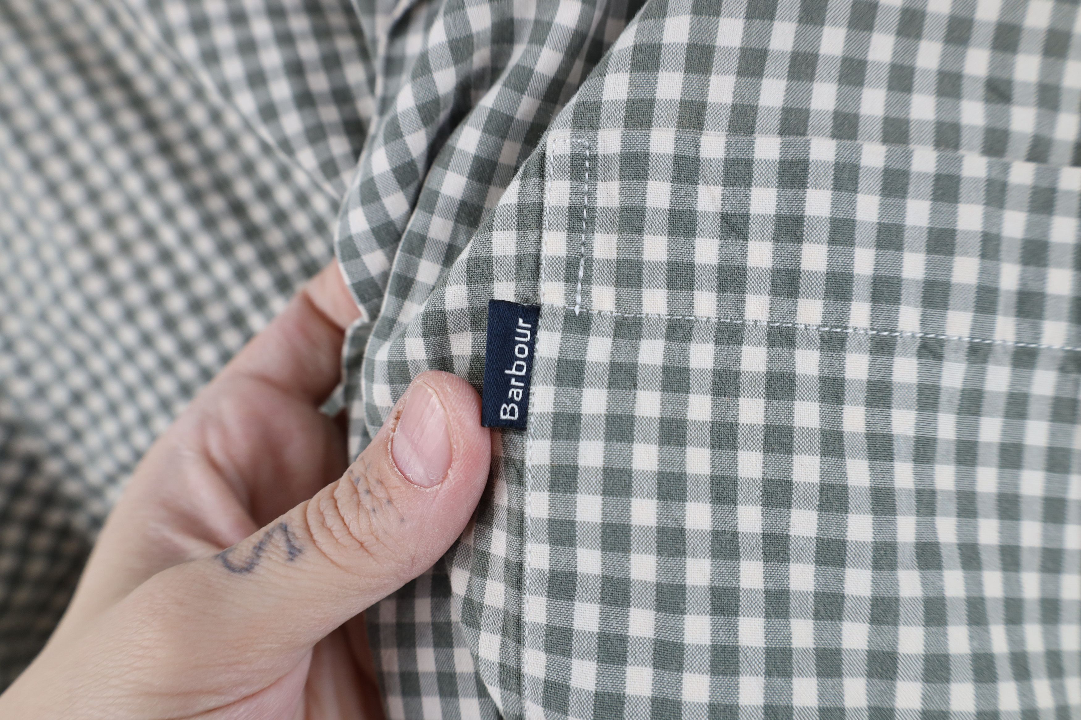 Barbour Barbour Spell Out Gingham Plaid Collared Button Down Shirt Size US S / EU 44-46 / 1 - 5 Thumbnail