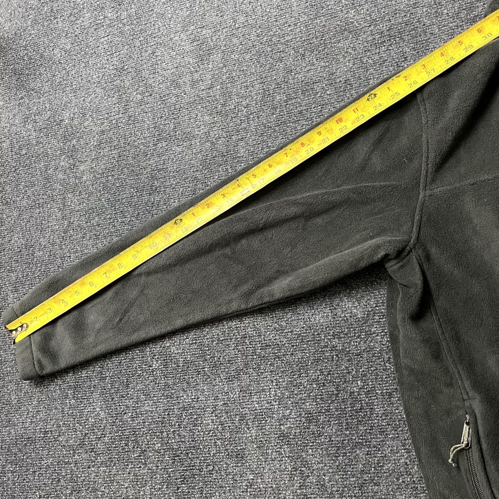 Vintage Columbia Womens Large Fleece Jacket Full Zip Pockets Outdoor Casual Gray Size L / US 10 / IT 46 - 7 Thumbnail