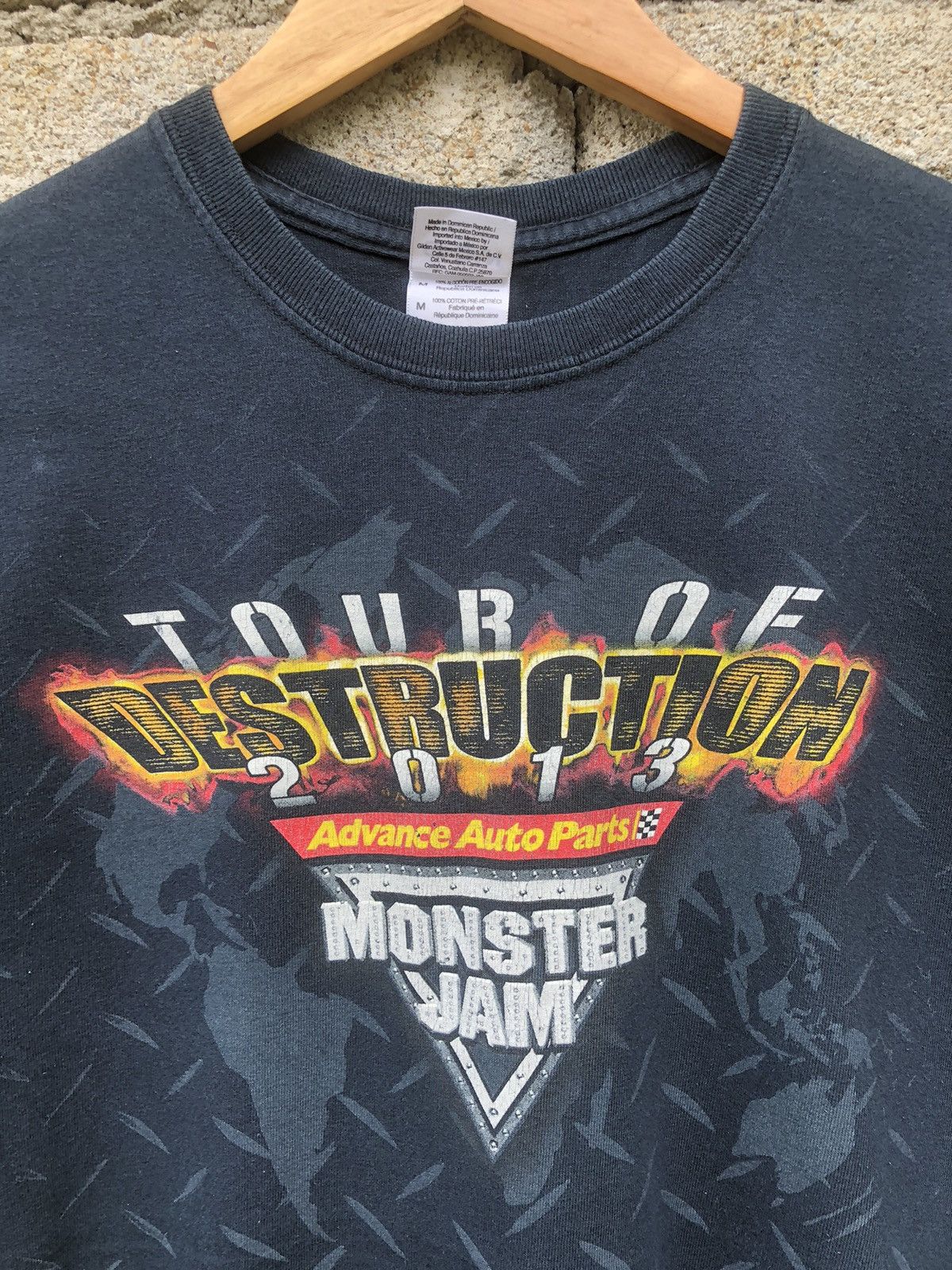 NASCAR × Vintage Vintage Y2K Tour Of Distruction Monster Jam Tshirt Size US M / EU 48-50 / 2 - 14 Thumbnail