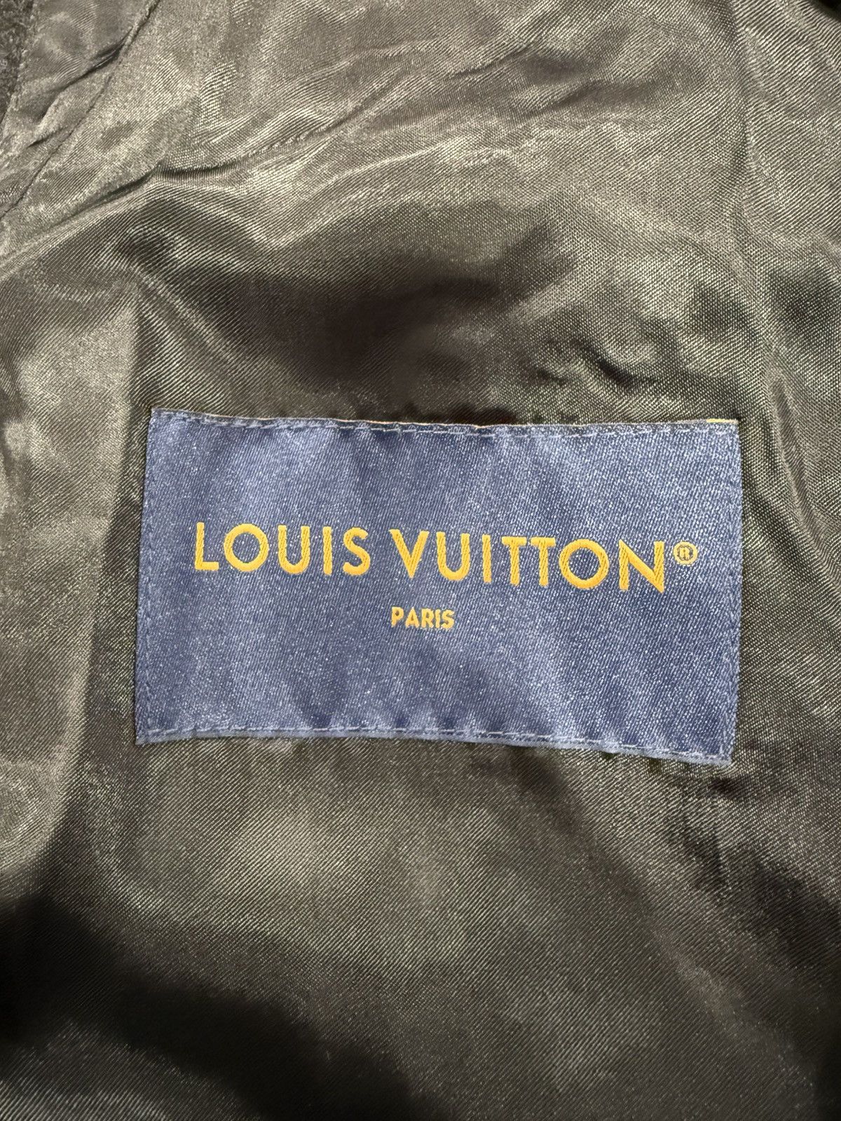 Louis Vuitton Louis Vuitton Black Grey Wool Leather Pearl Varsity Jacket Size US M / EU 48-50 / 2 - 5 Thumbnail