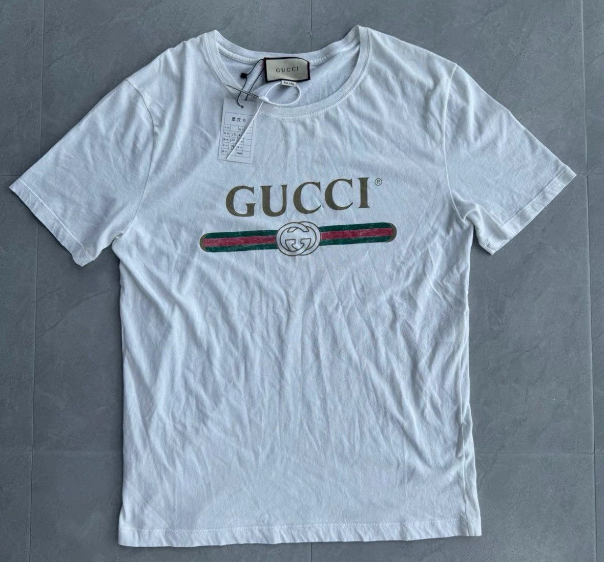Gucci Gucci Gucci Vintage Logo Short Sleeve T-Shirt -2506 Size US L / EU 52-54 / 3 - 1 Thumbnail